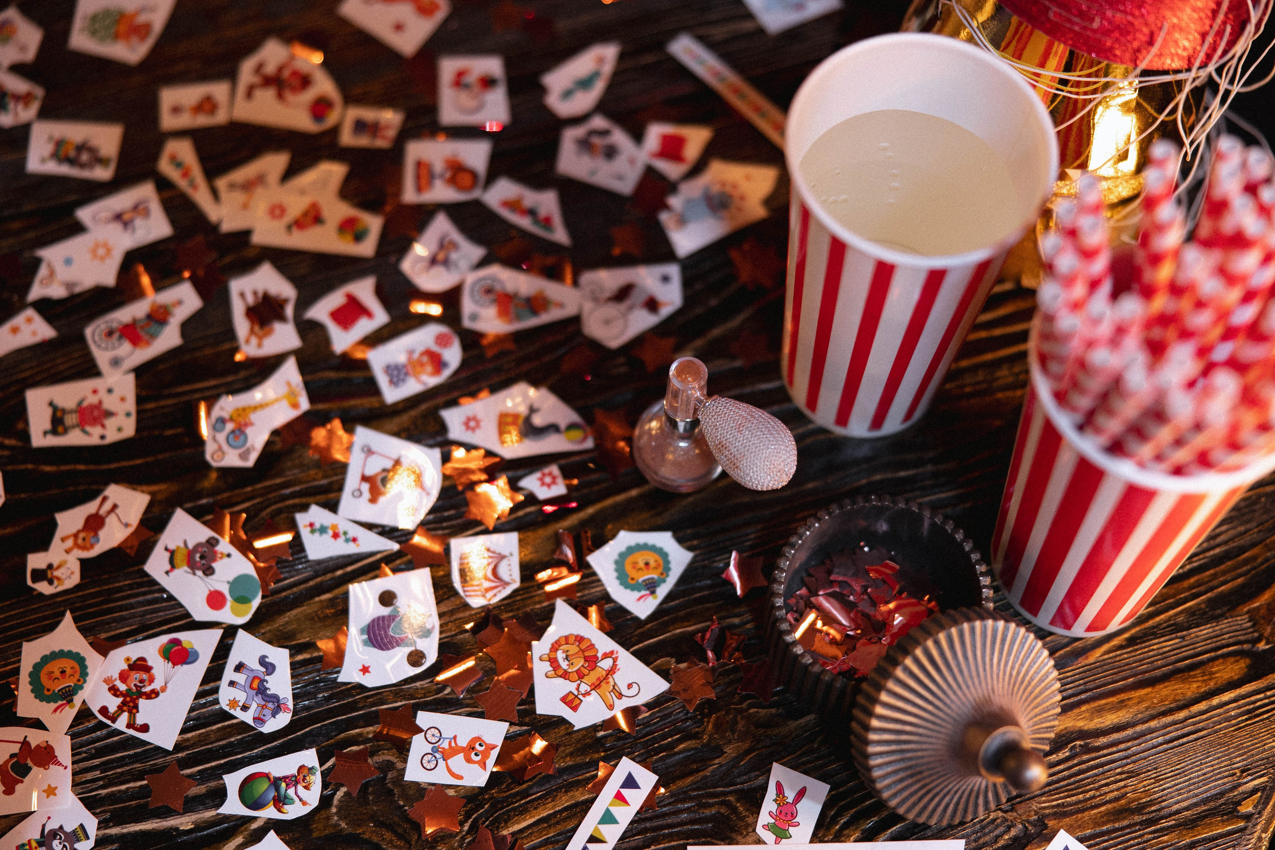 Совкомбанк Circus. Э Т О М Ы