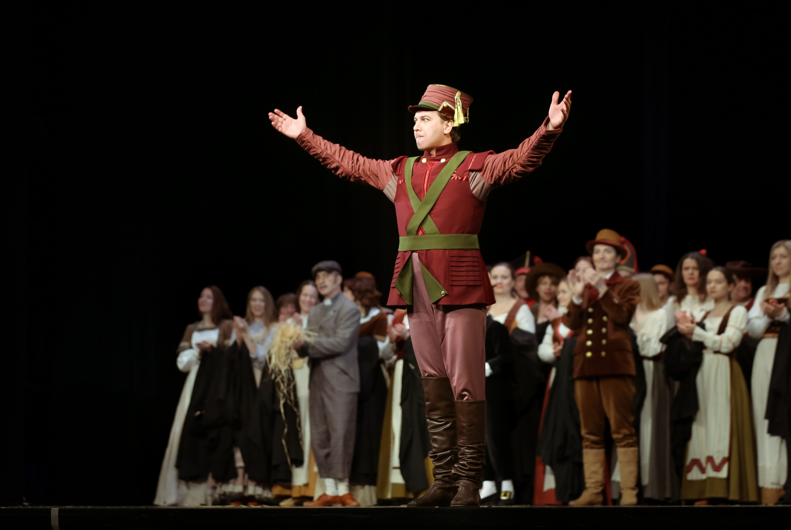 Сатана там правит бал: «Фауст» Гуно в Новой опере. Дарья Письменюк / Darya Leitstern — фотограф, музыкант, журналист, путешественник