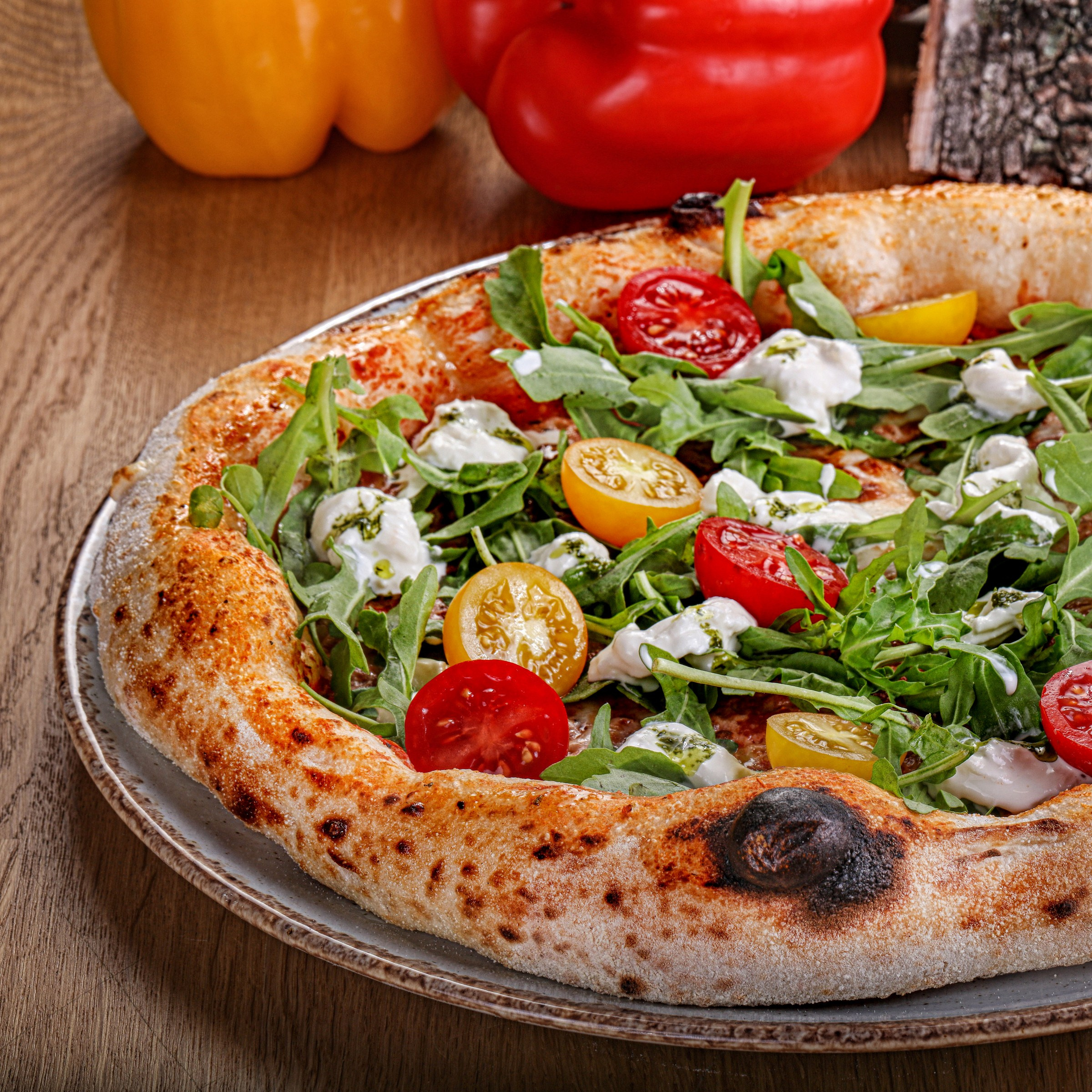 Фотосъемка пиццы. Заказ по тел.: +7 (906) 006-90-22. Фуд-фотограф Андрей Старостин — съемка еды в Москве. 9000 руб. в час