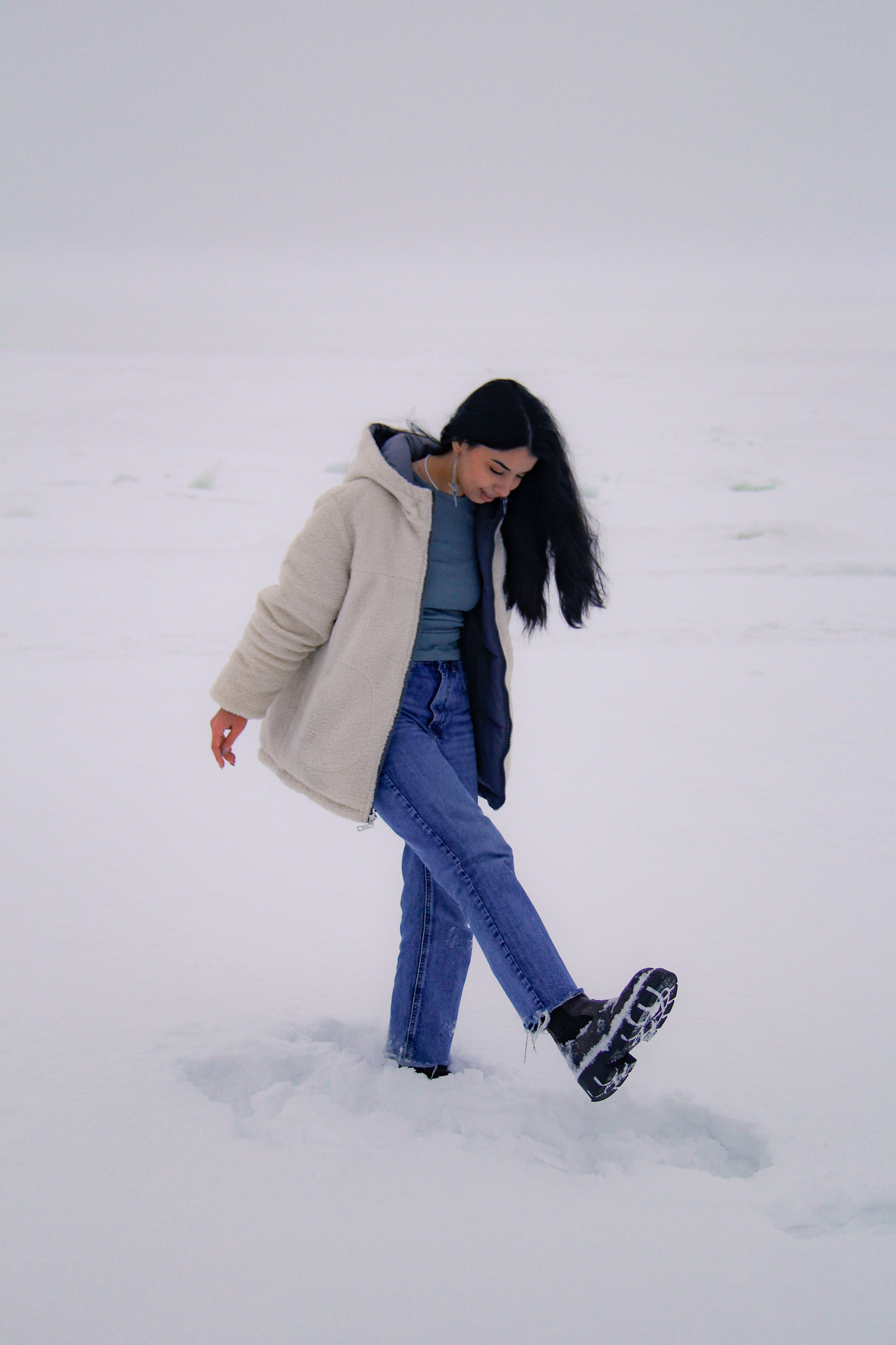 Зимние ветры дуют с озера. Натали. Janie valde |photographer & visual artist