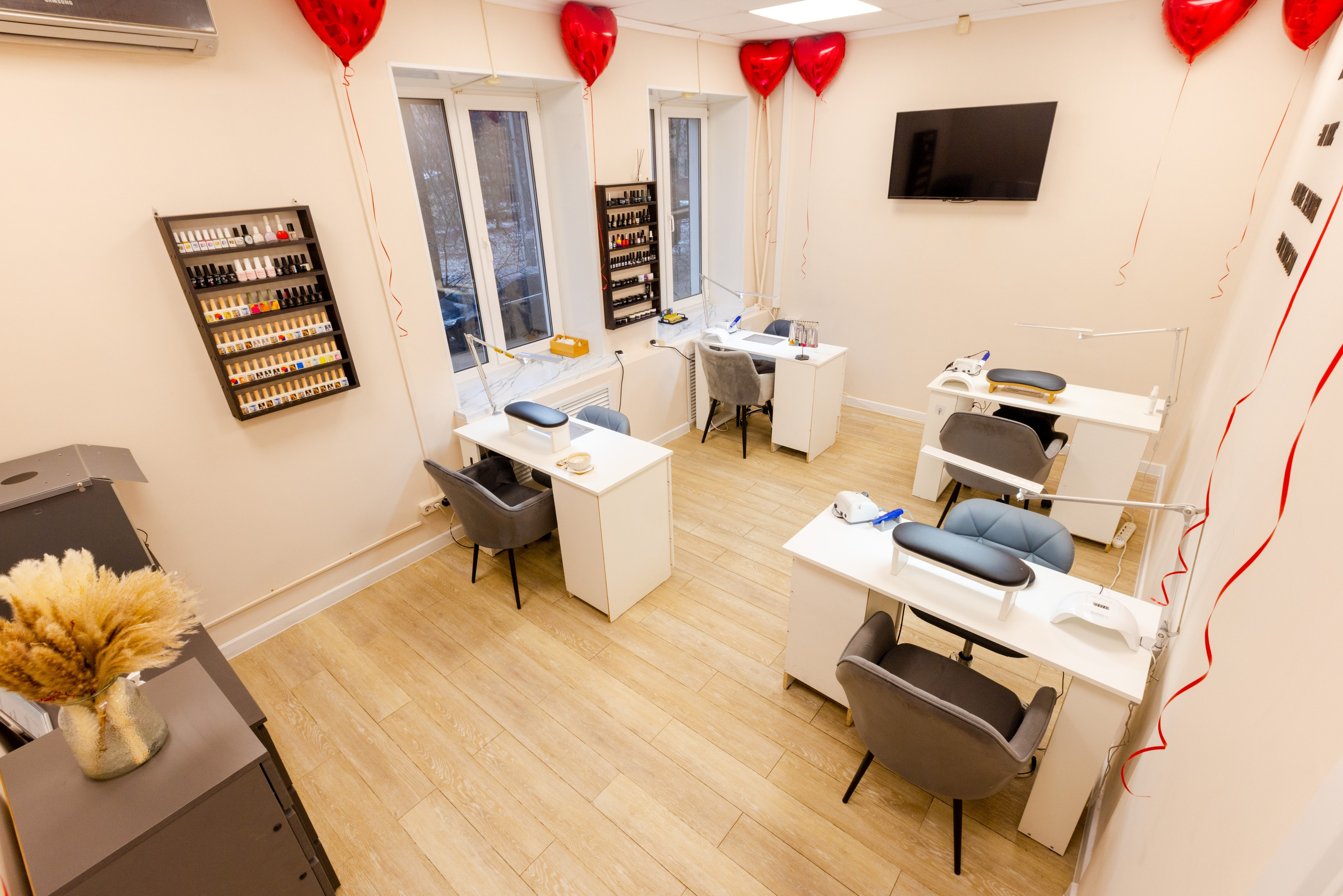 Место маникюра. Фотограф в Туле Крупский АнДРей. Фотостудия «КАДР71» в Туле