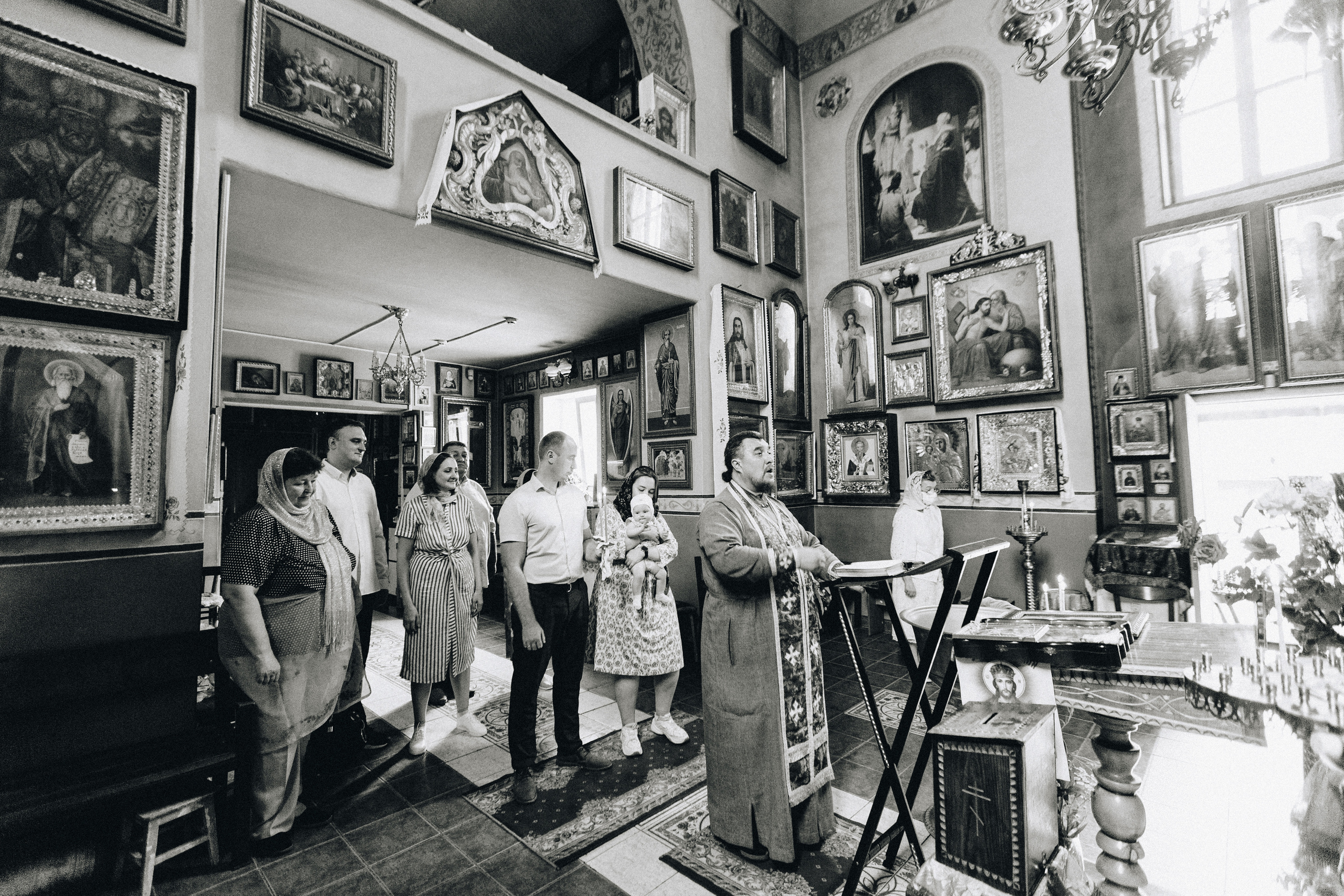 Крещение в Красном. Свадебный семейный фотограф и видеограф Гомель Минск Беларусь Европа