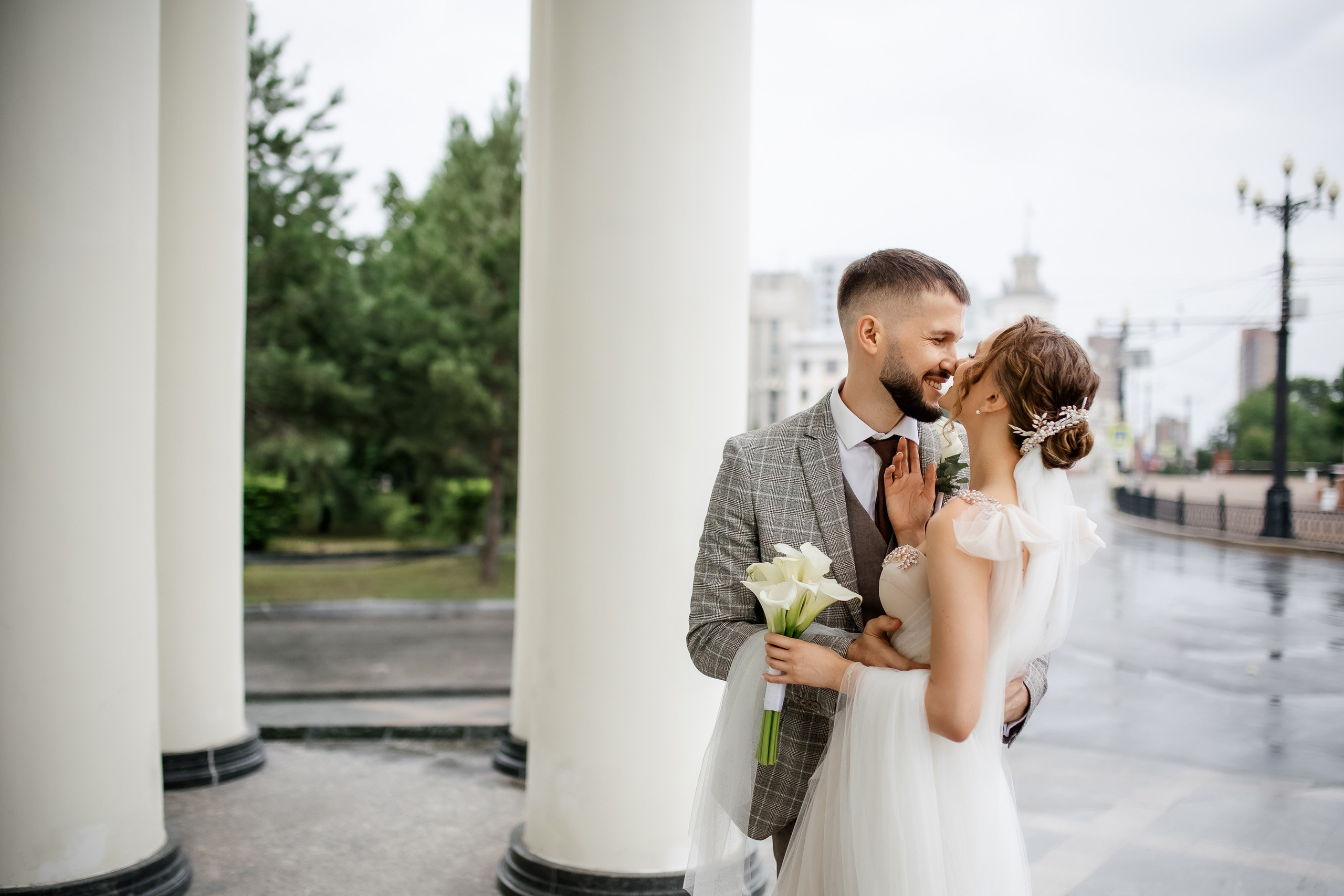 Степан и Ульяна. Утро. Загс. Прогулка. Дождь и солнце. Свадебный фотограф в Хабаровске