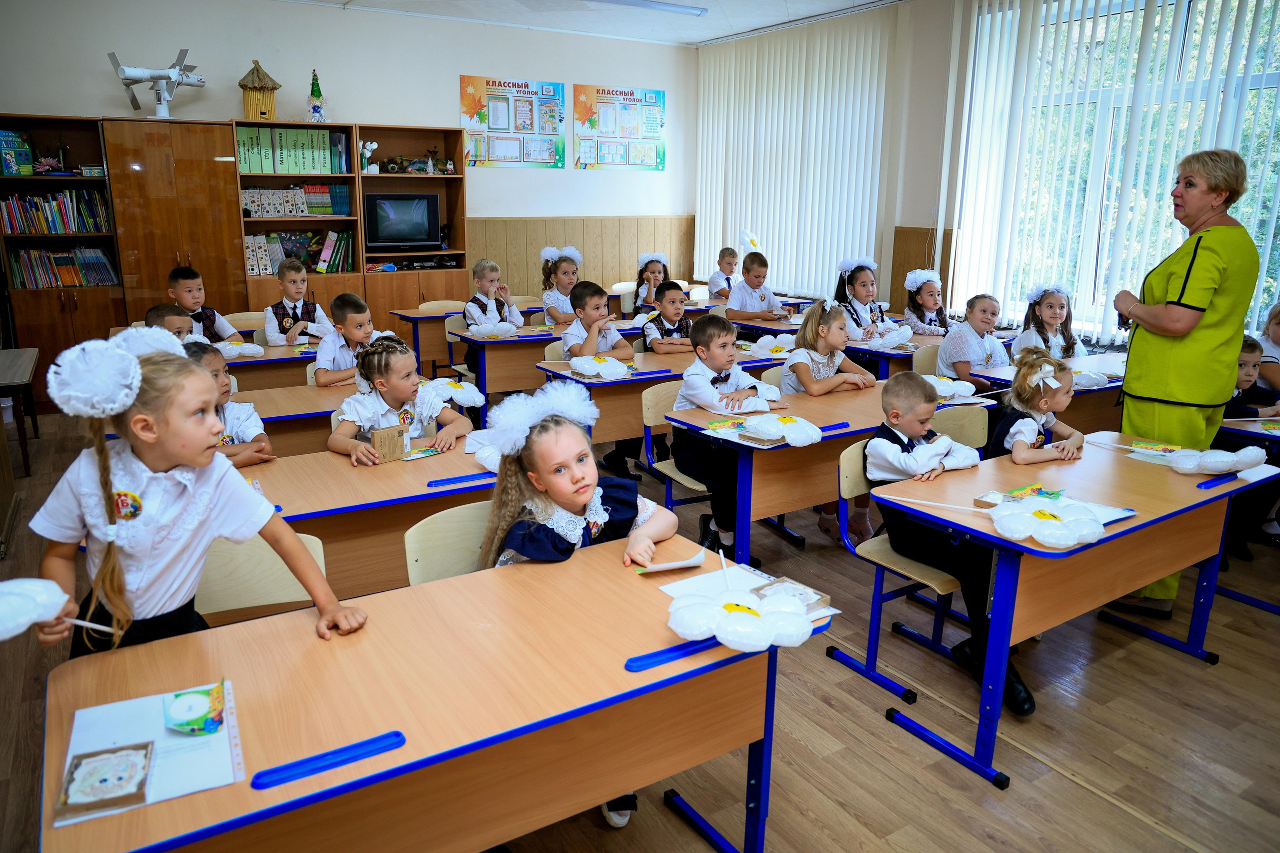 ШКОЛА 1 СЕНТЯБРЯ. Свадебный фотограф — видеограф в г. Астрахань Екатерина Юмашева