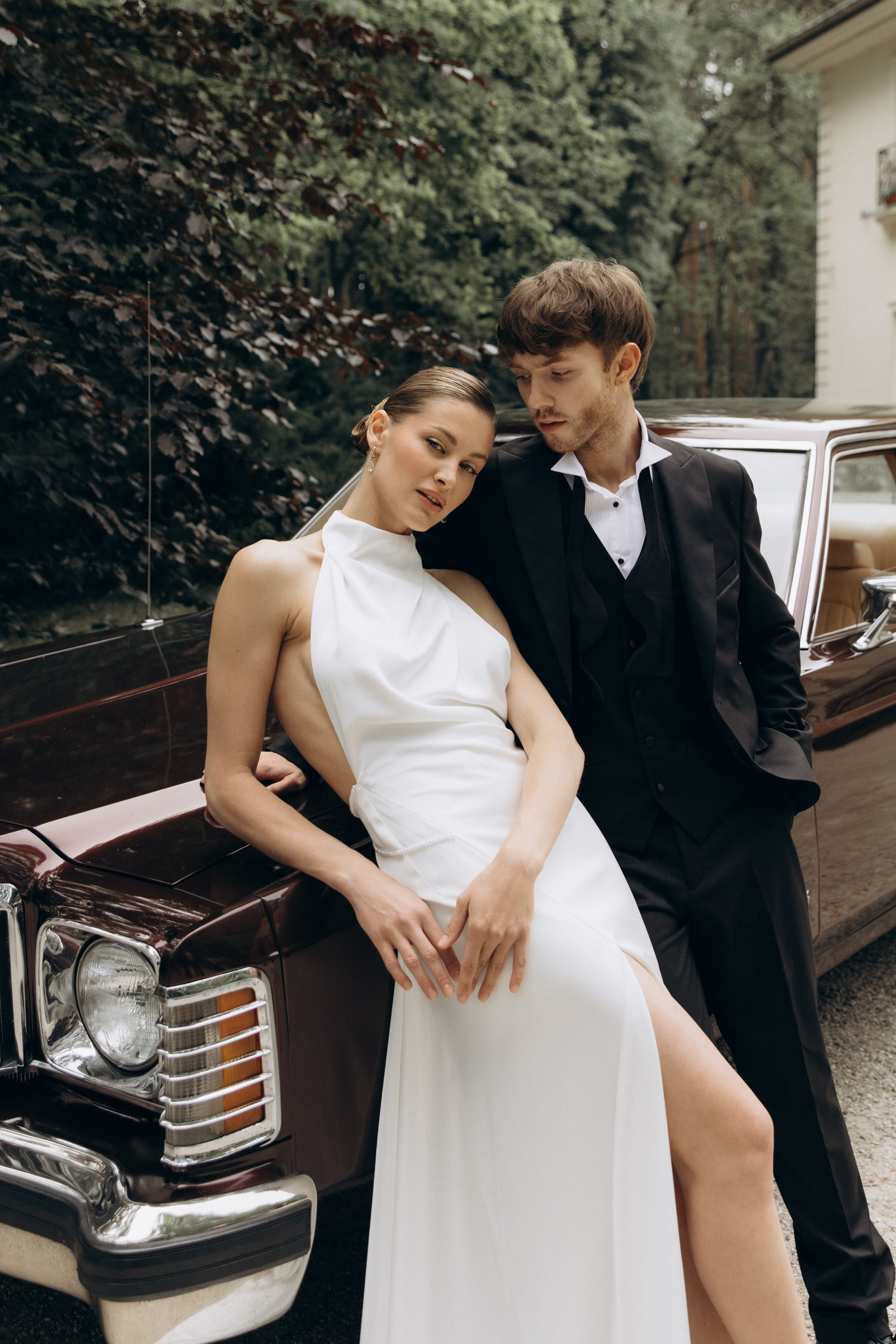 Свадебная фотосессия с ретро-автомобилем. Свадебный фотограф Москва Павел Фетисов