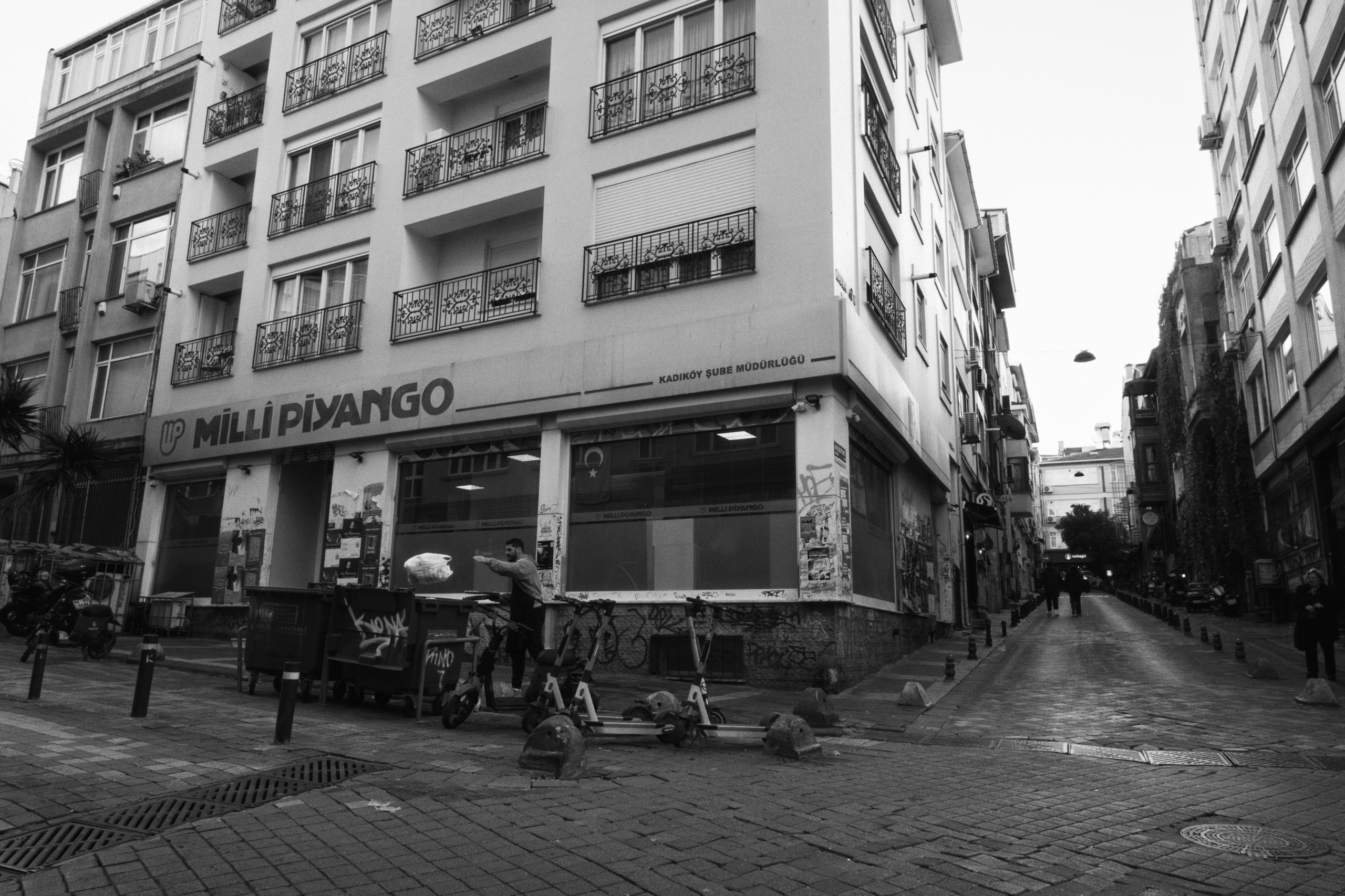 Kadikoy x Moda, Istanbul / Türkey AW25. Фотограф Юрин Евгений