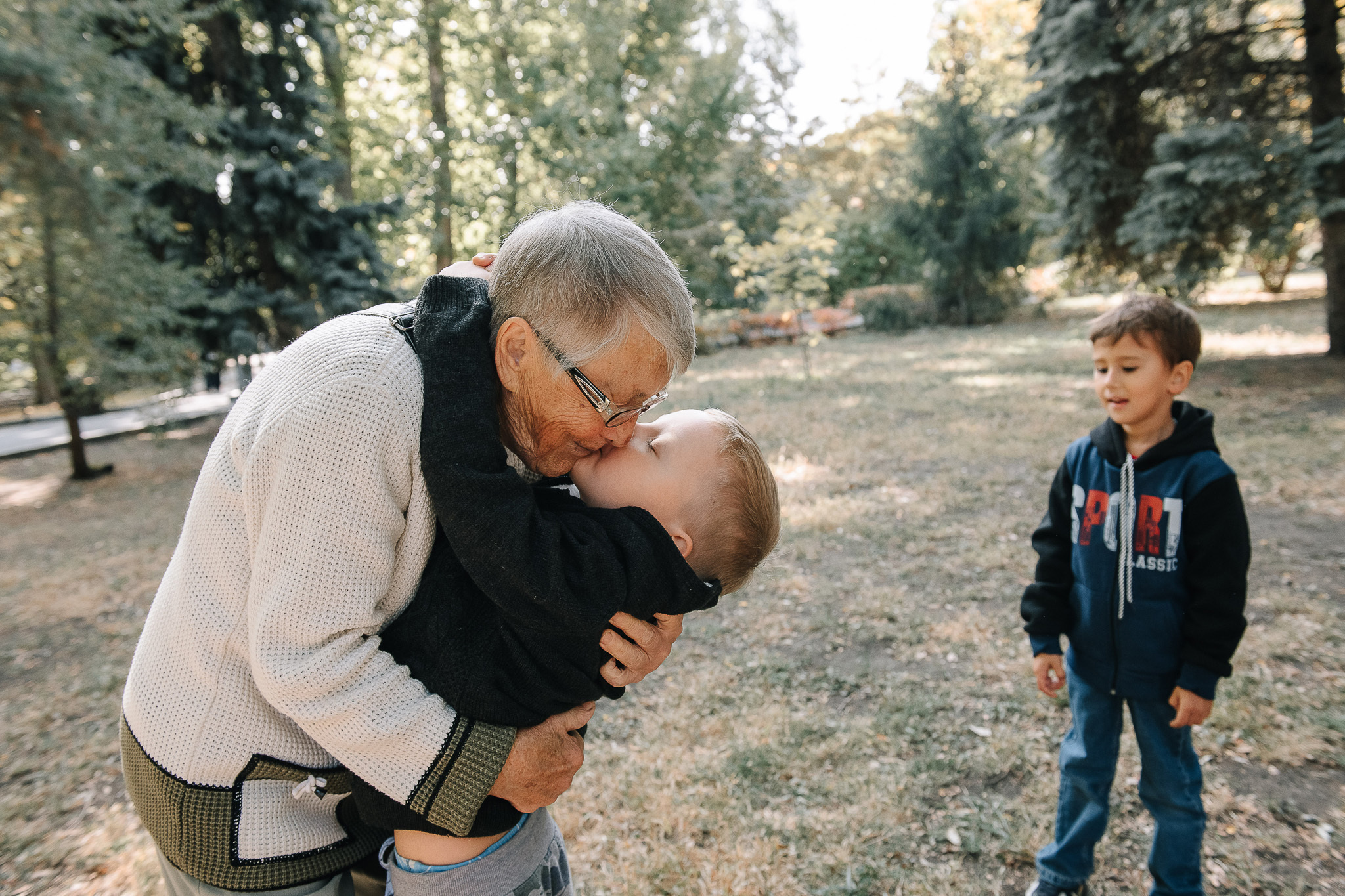 Фотопрогулка. Валентина, Светлана, Елена, Никита и Лавр. Фотограф Валерия Голубева (Миронова)