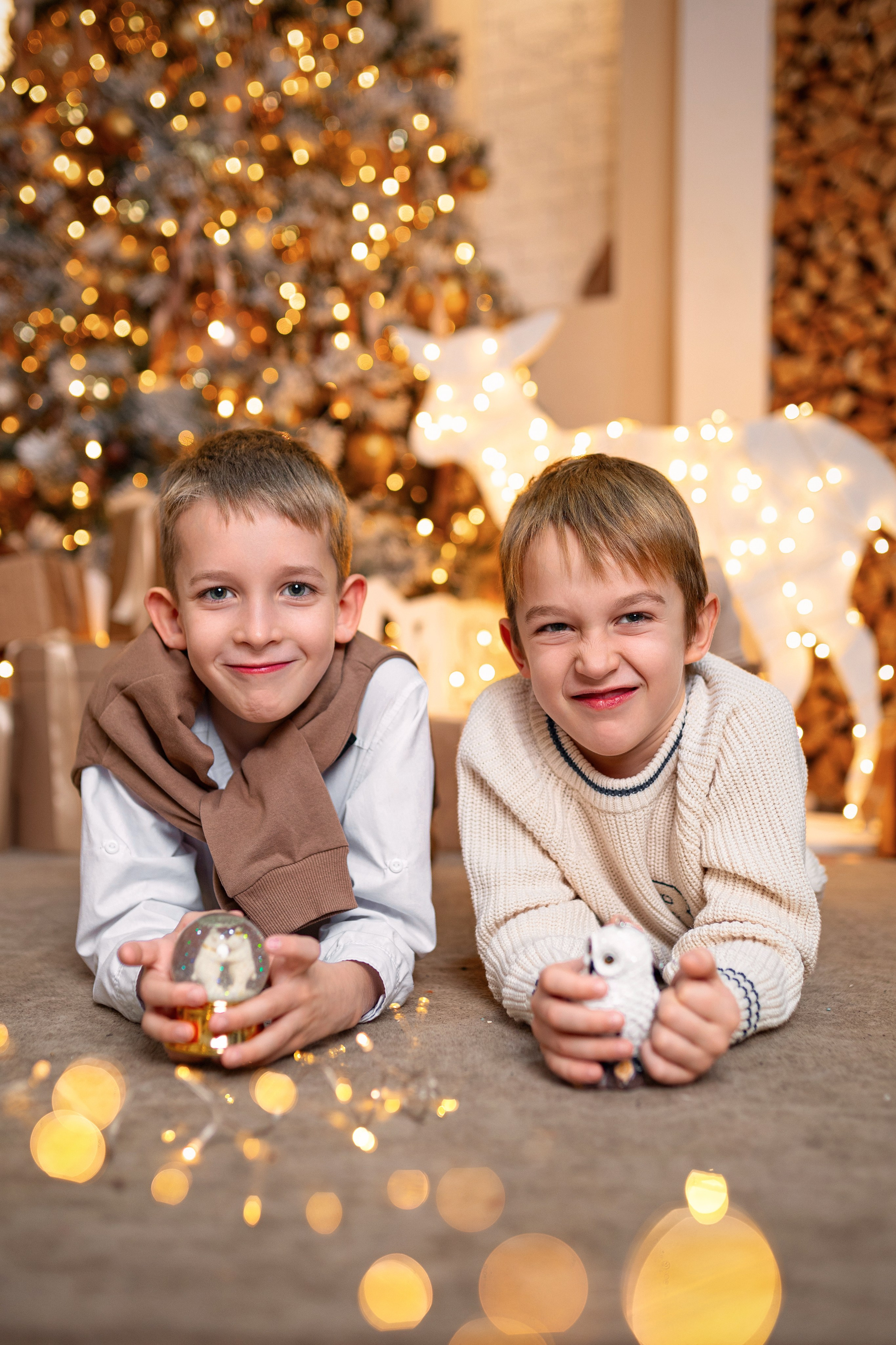 Новогодняя фотосессия в трех поколениях зал Норд. Трубинова Екатерина | Семейный фотограф | Москва