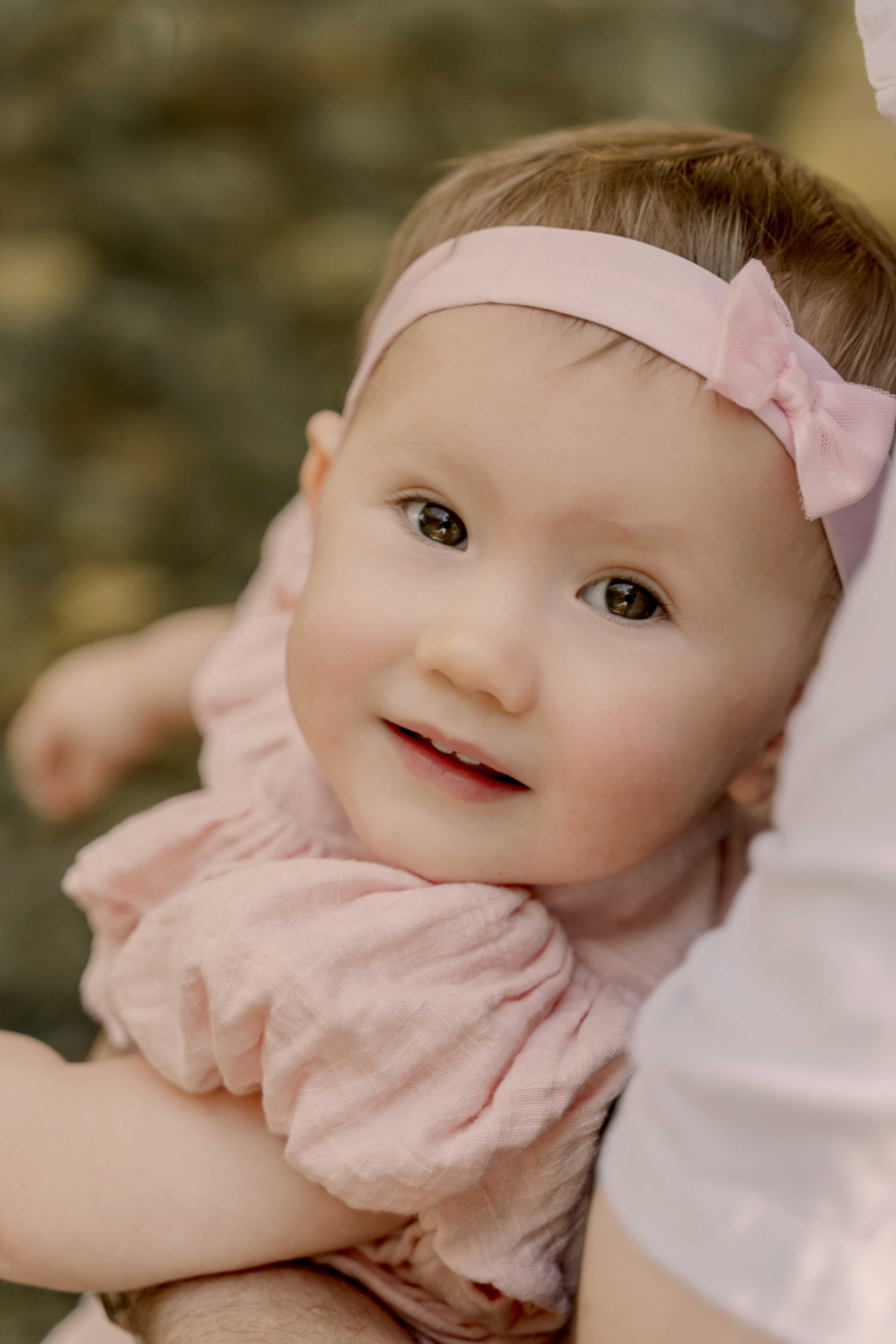 Семейная фотосессия в парке в коричневых тонах. Фотограф и видеограф в Москве и Абу Даби Мария Кулагина