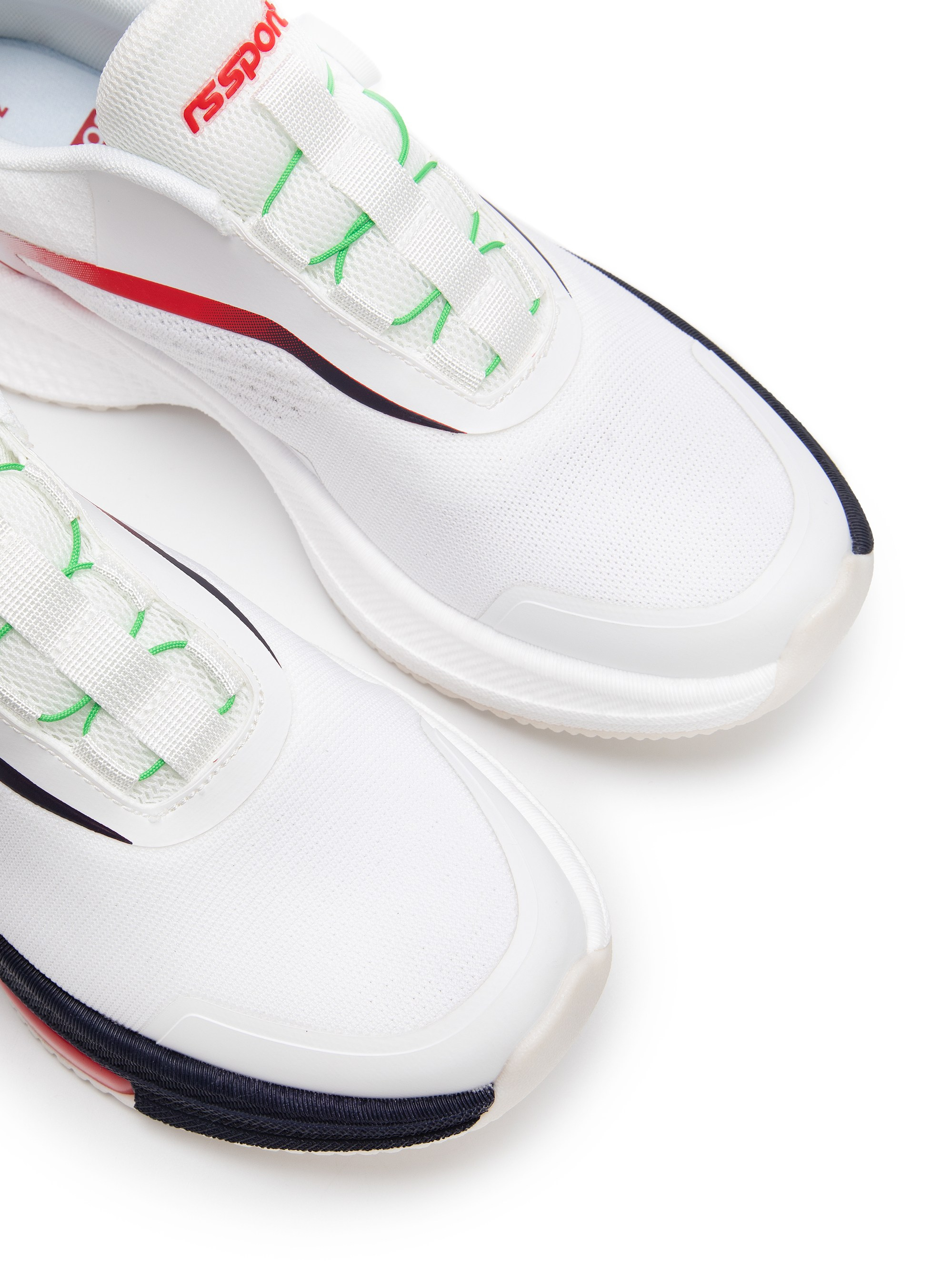 Каталожная фотография обуви. Фотограф в Москве Егор Гончаров