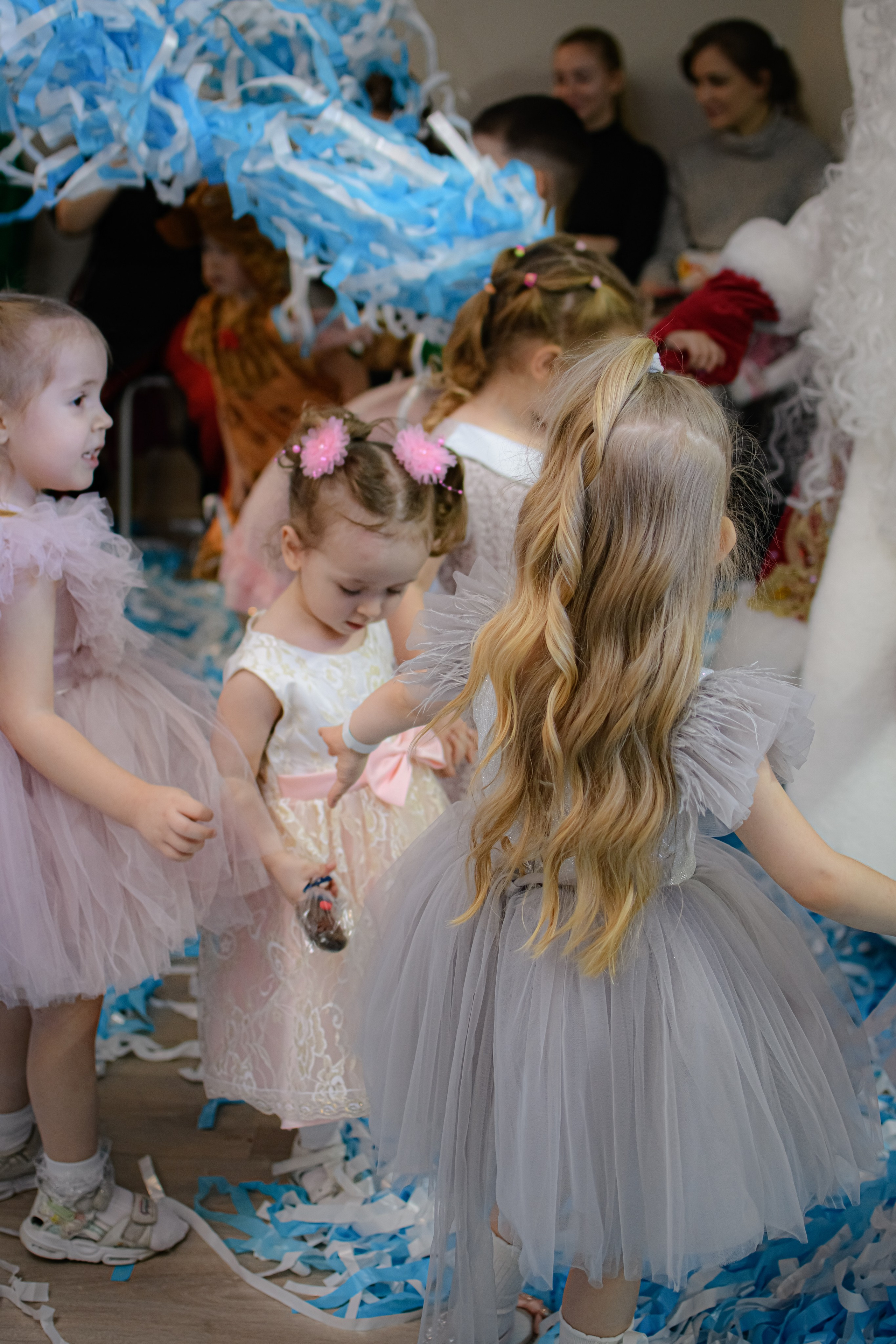 HAPPY NEW YEAR. Photokarish