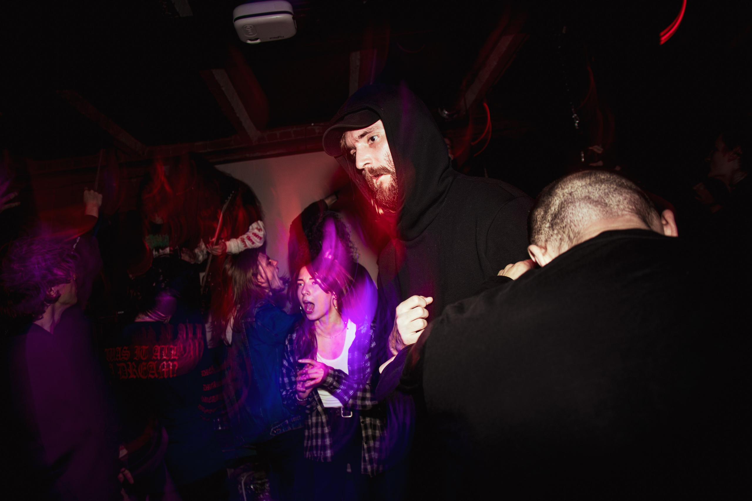 Lowfloor & Smyčka & Supruga 30.10.2025. Репортажный фотограф в Москве Legiodot