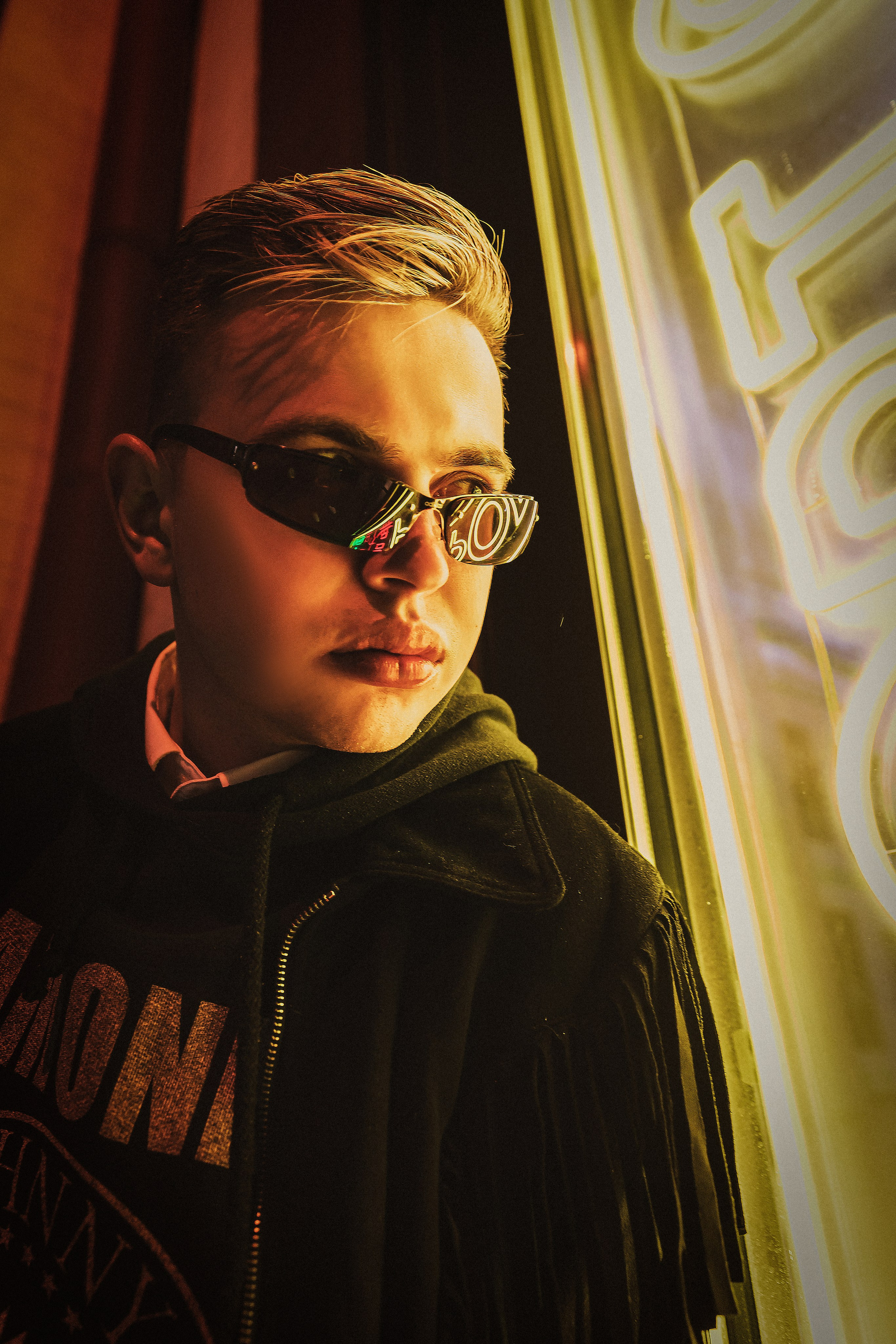 Павел. Ночная съемка. ФОТОГРАФ ВО ВЛАДИВОСТОКЕ| СВАДЕБНЫЙ ФОТОГРАФ