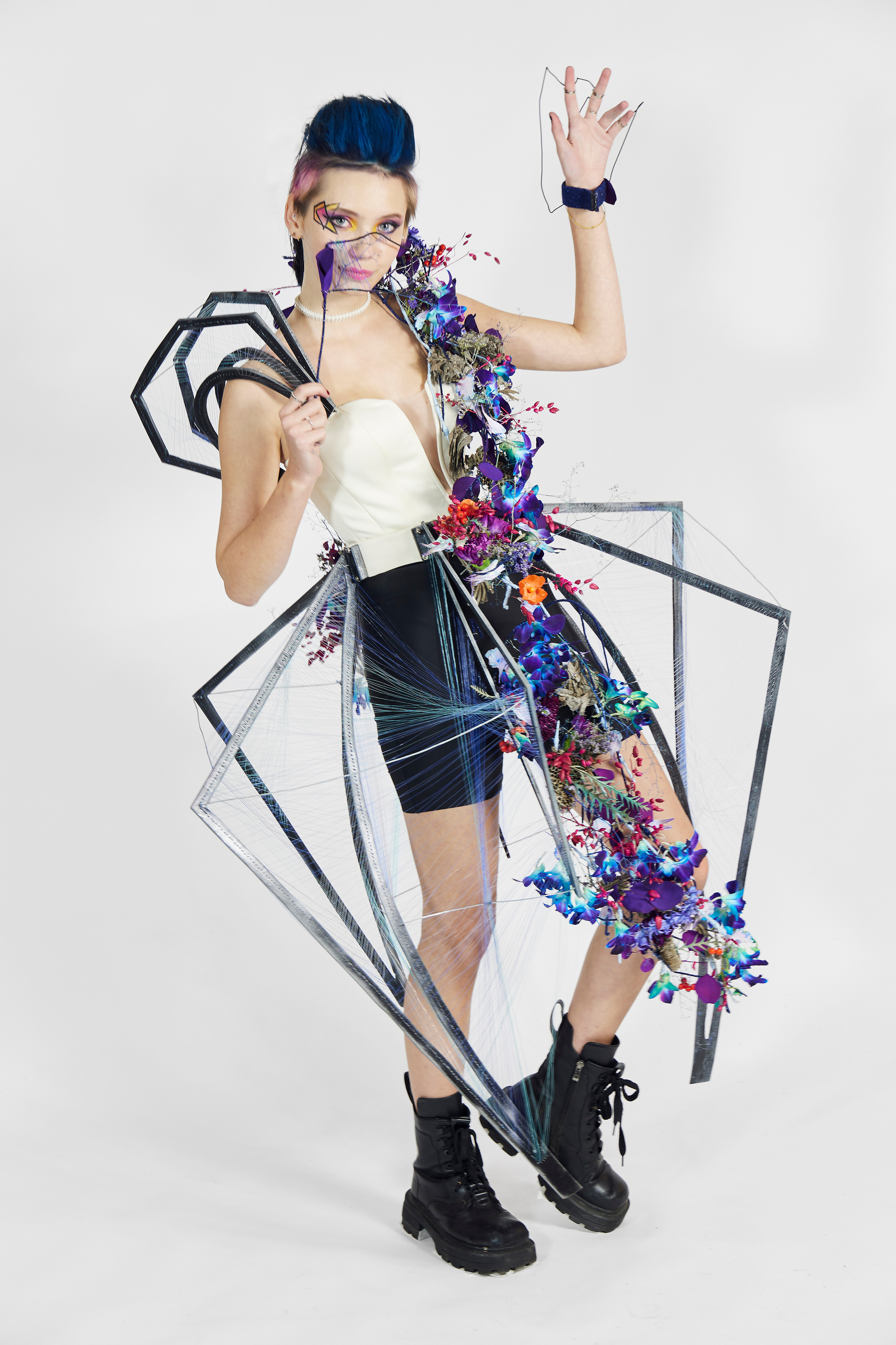 For Nina Romanova floral designer, flower dress. Maria Poleshchuk, commercial photographer in Sydney