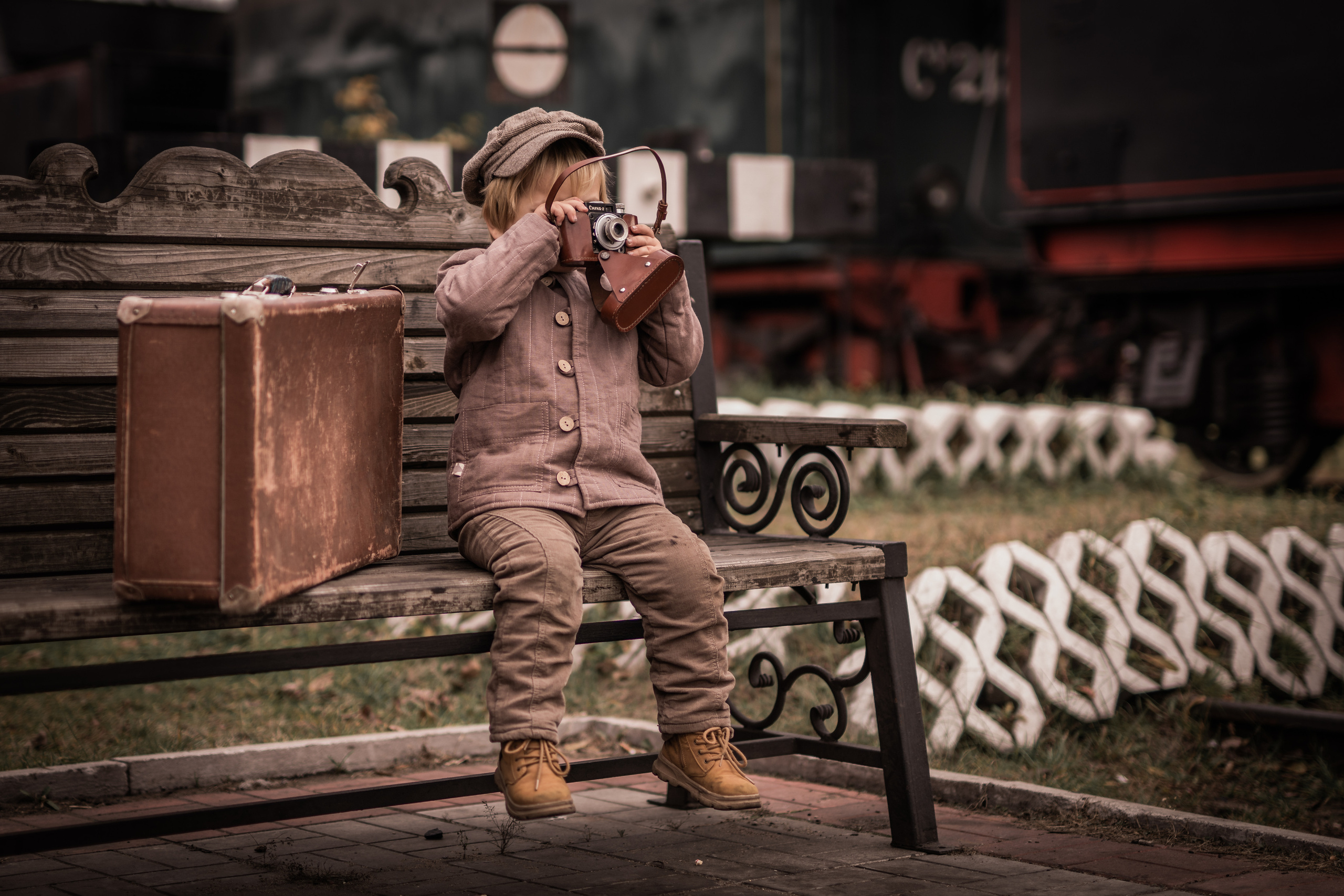 Паровозы, дети, осень. Семейный фотограф Ефремова Виктория