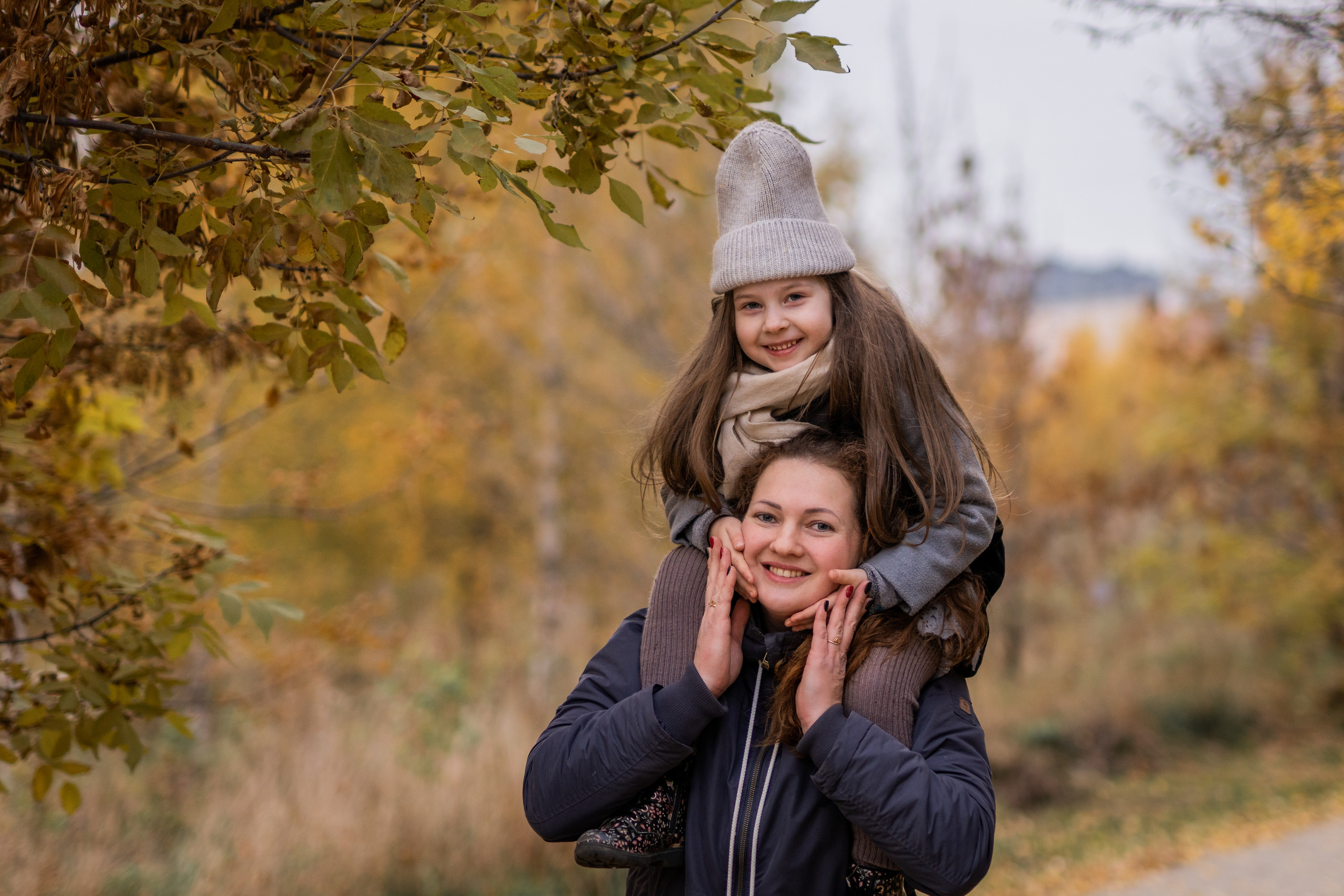 Прогулка с бабушкой и дедушкой. Семейный фотограф Ефремова Виктория