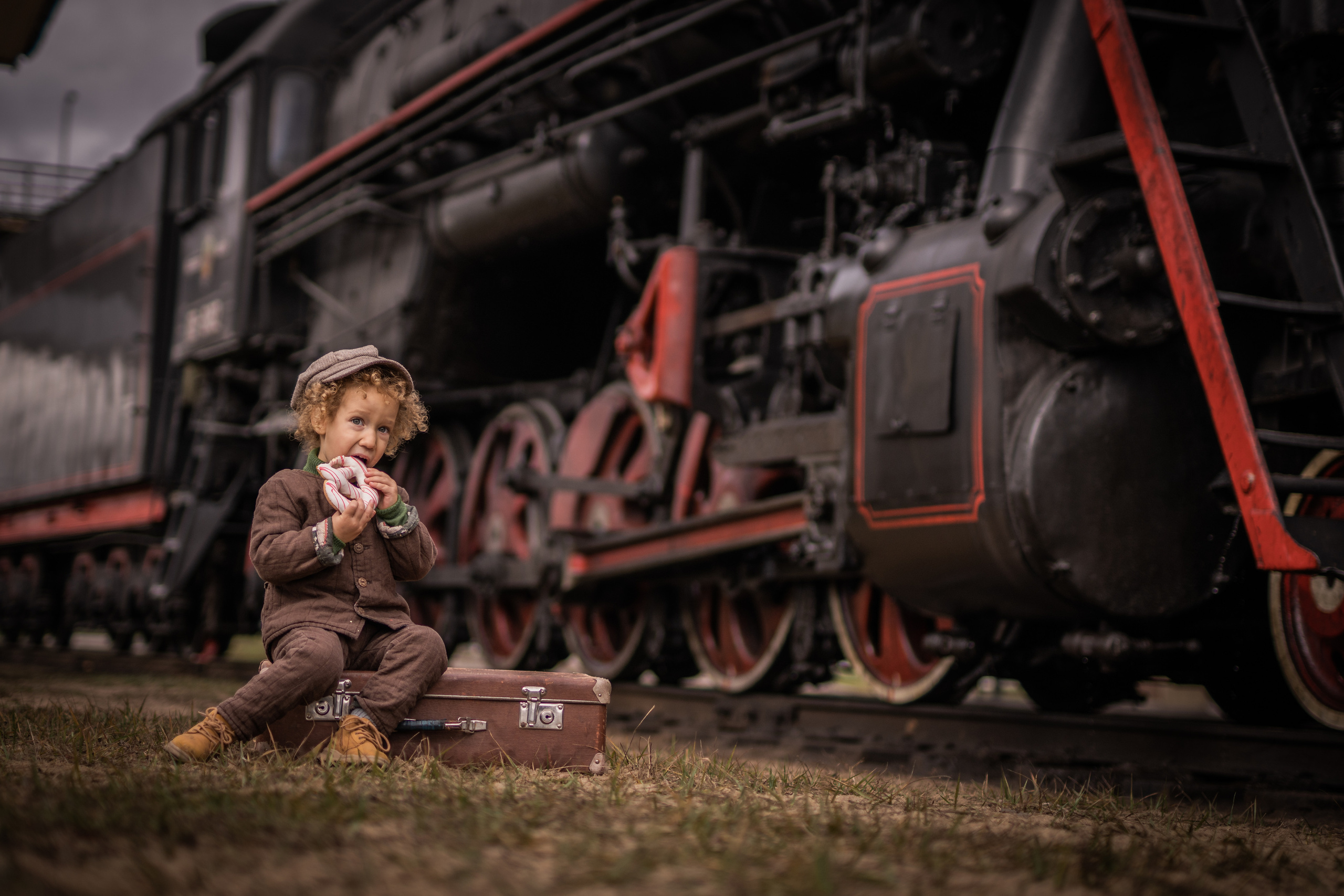 Паровозы, дети, осень. Семейный фотограф Ефремова Виктория