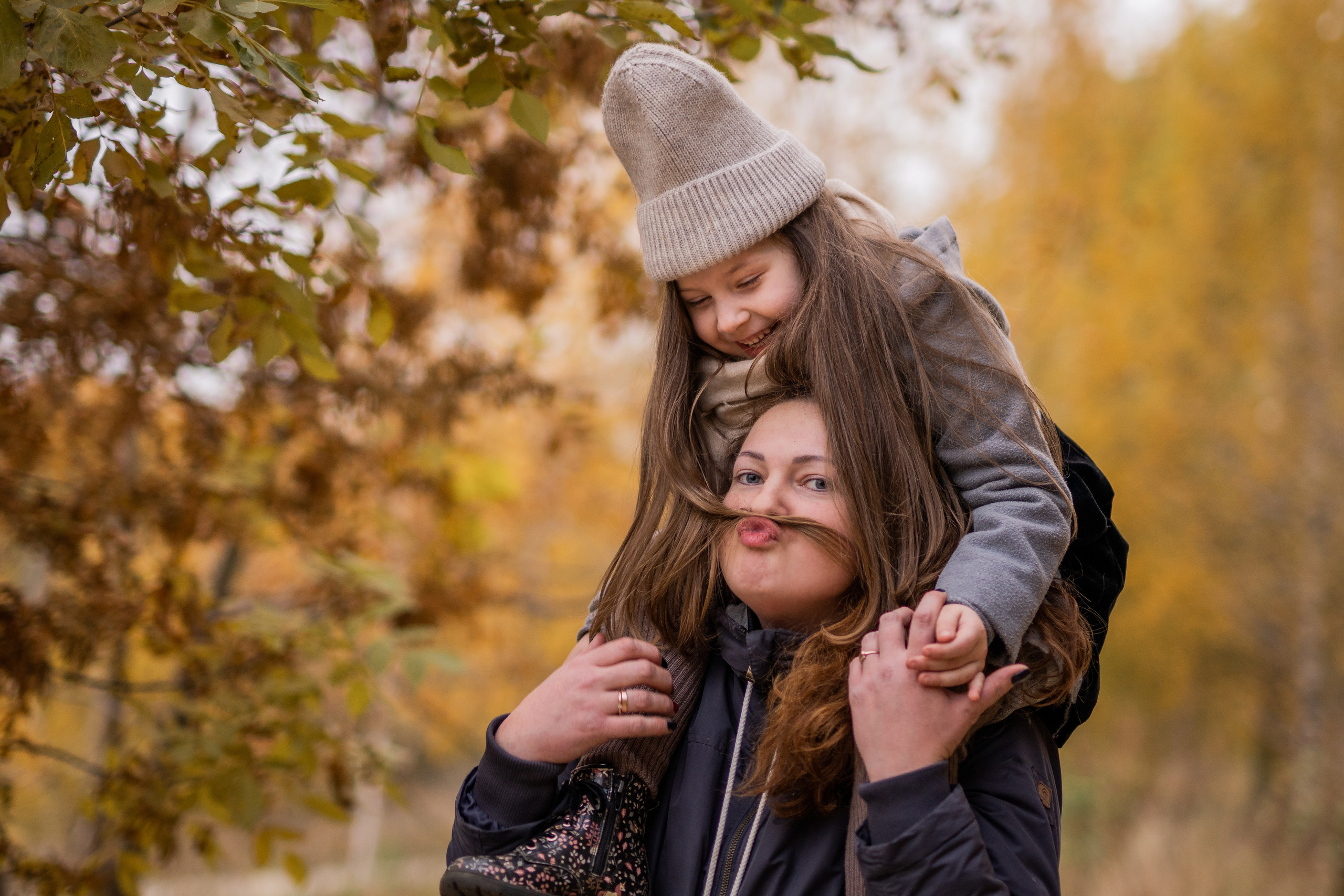 Прогулка с бабушкой и дедушкой. Семейный фотограф Ефремова Виктория