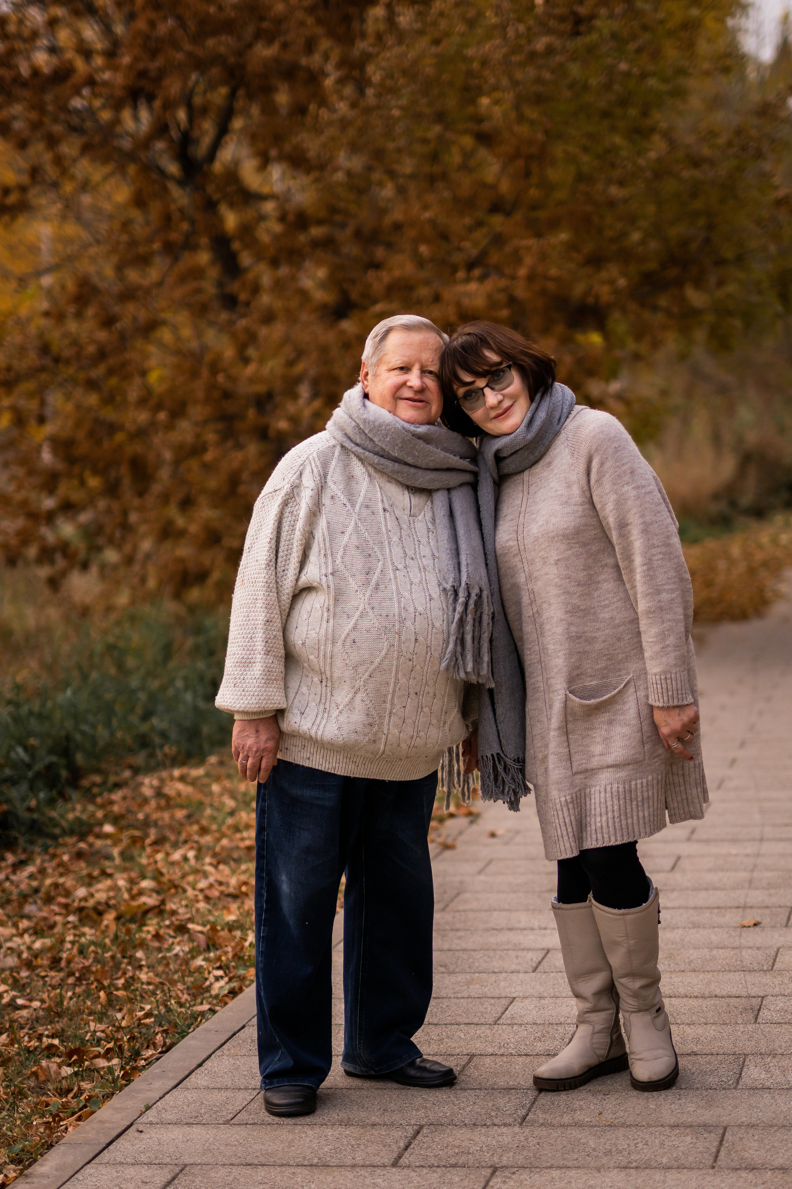 Прогулка с бабушкой и дедушкой. Семейный фотограф Ефремова Виктория