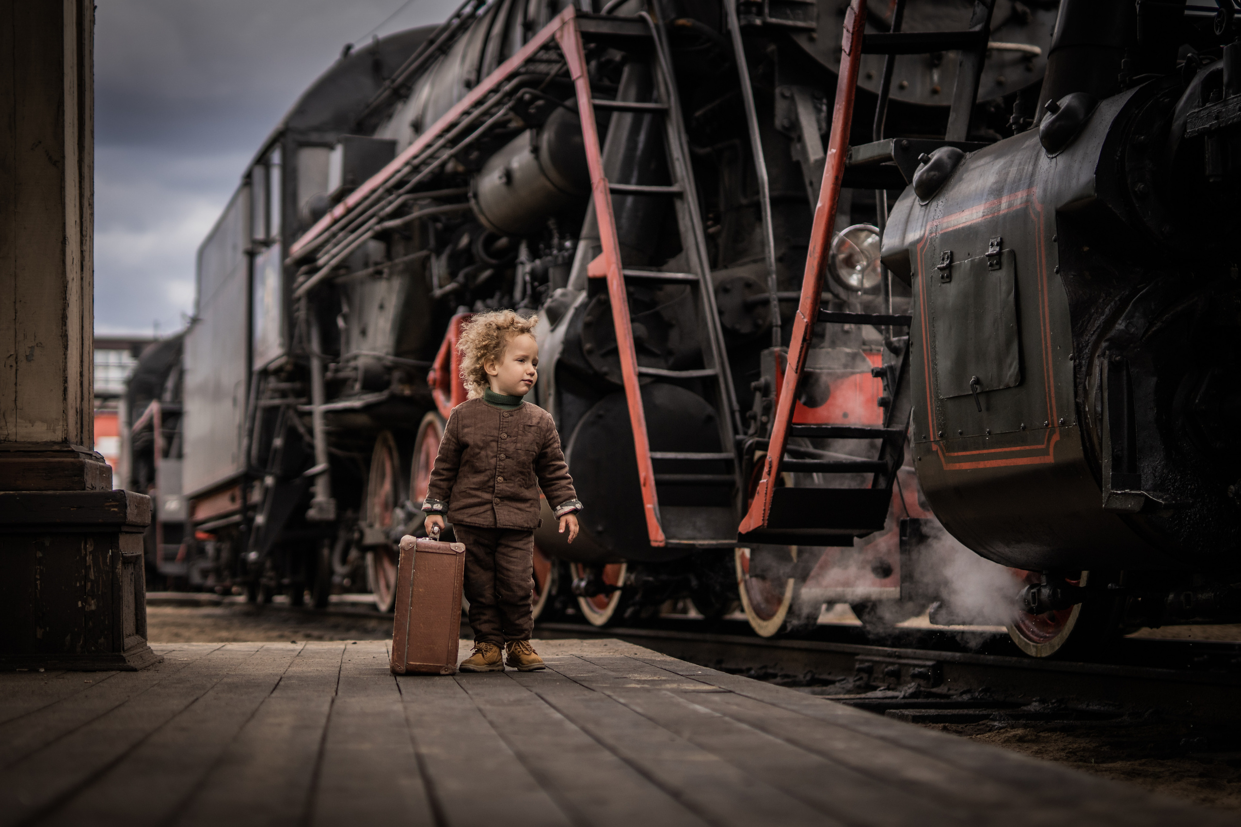 Паровозы, дети, осень. Семейный фотограф Ефремова Виктория