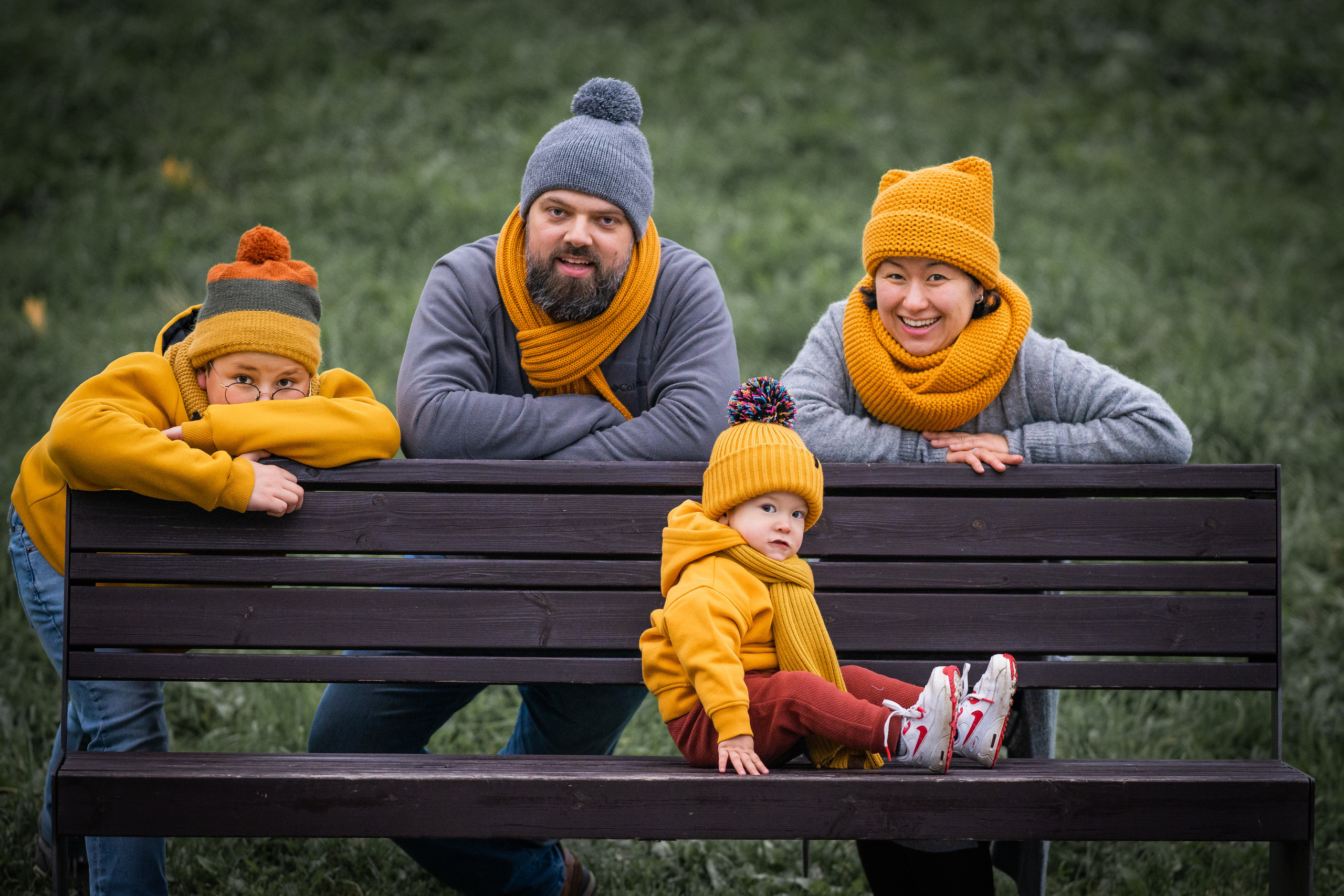 Семейная фотопрогулка в Митинском парке. Семейный фотограф Ефремова Виктория