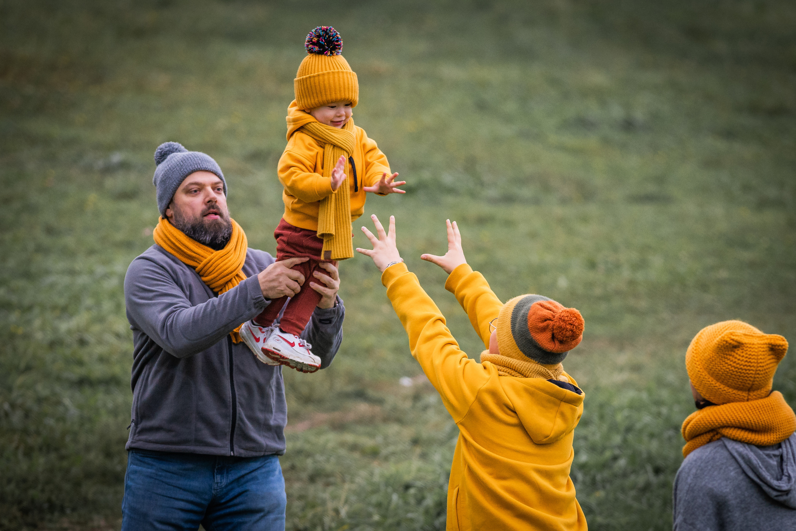 Семейная фотопрогулка в Митинском парке. Семейный фотограф Ефремова Виктория