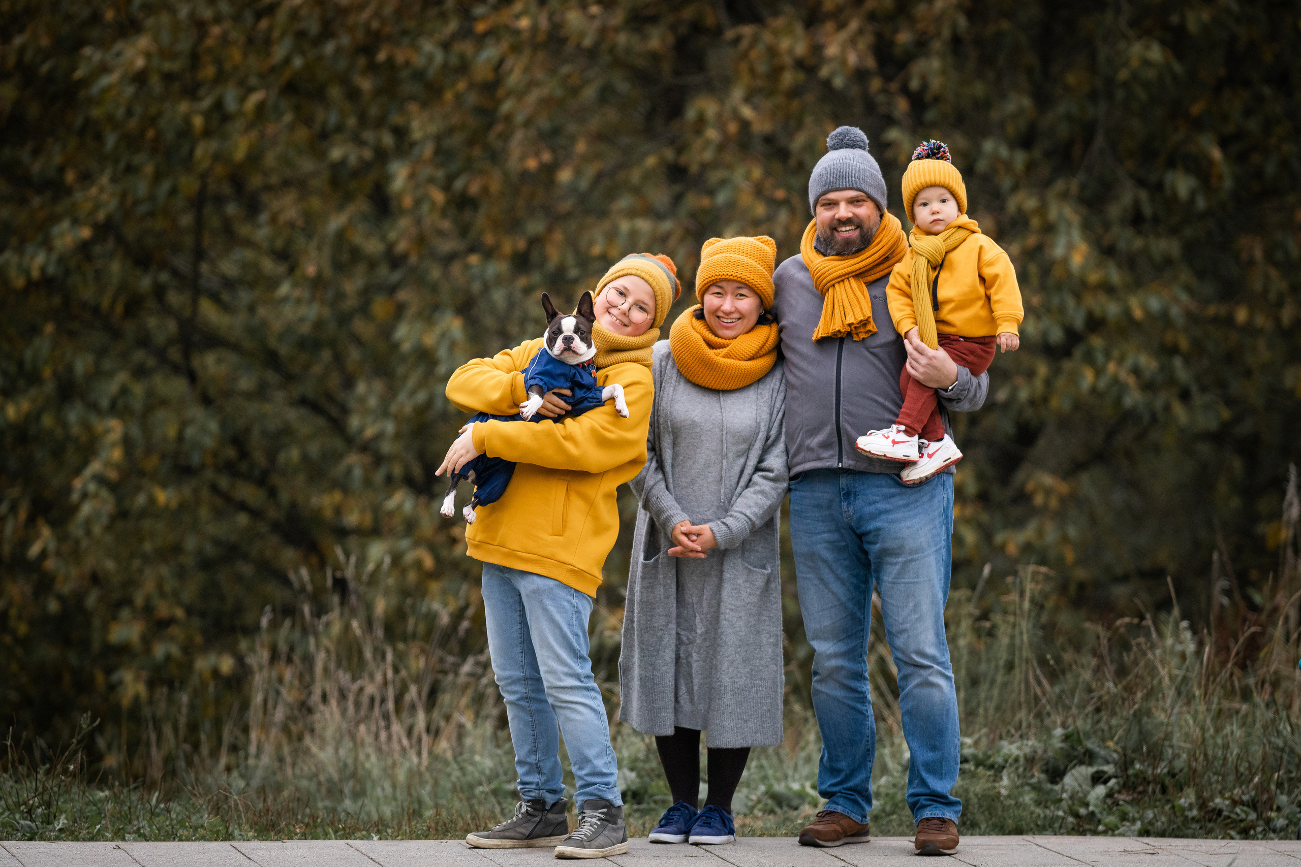 Семейная фотопрогулка в Митинском парке. Семейный фотограф Ефремова Виктория