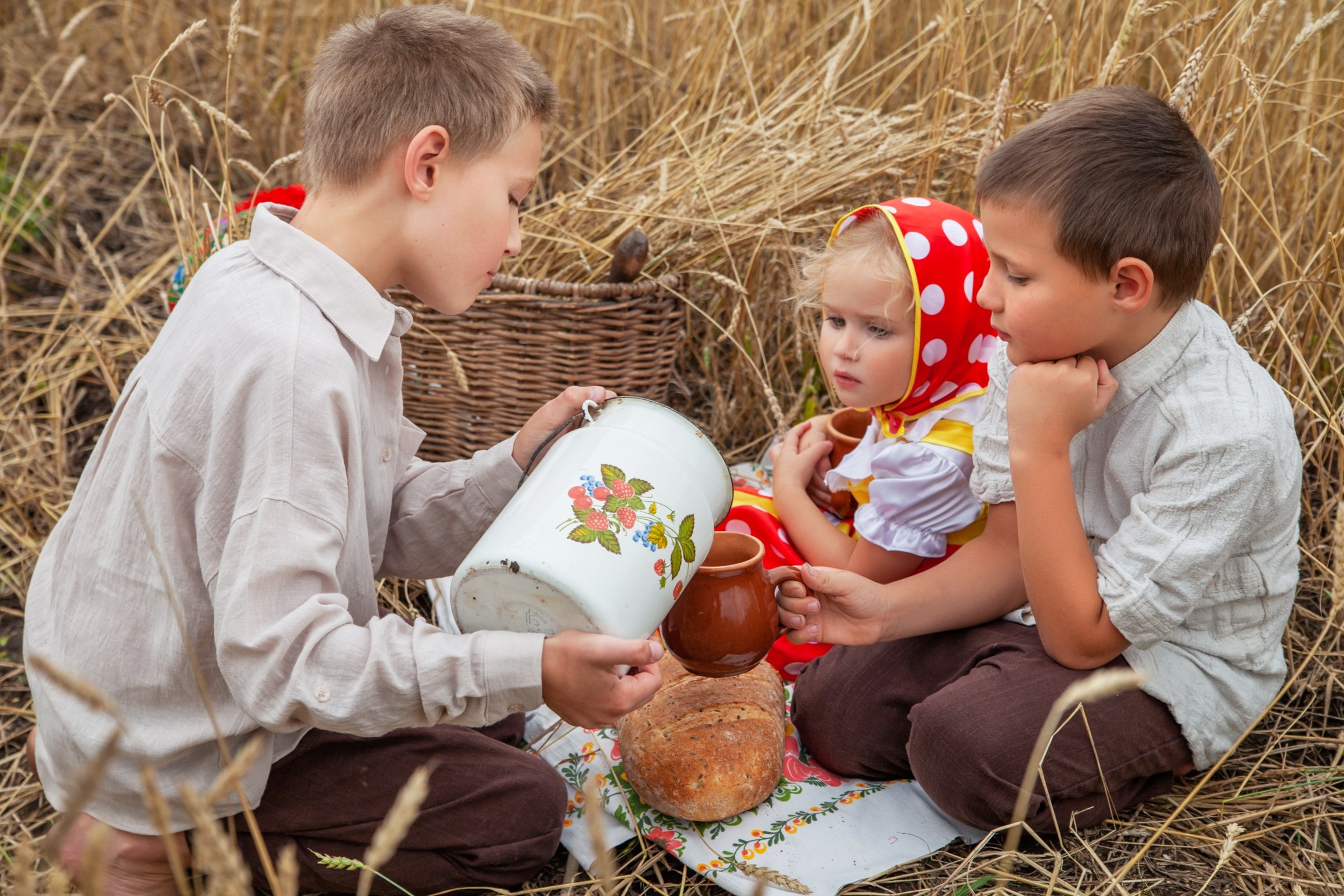 Дети в поле. Детский и семейный фотограф в Бердске и Новосибирске Дарья Гребнева