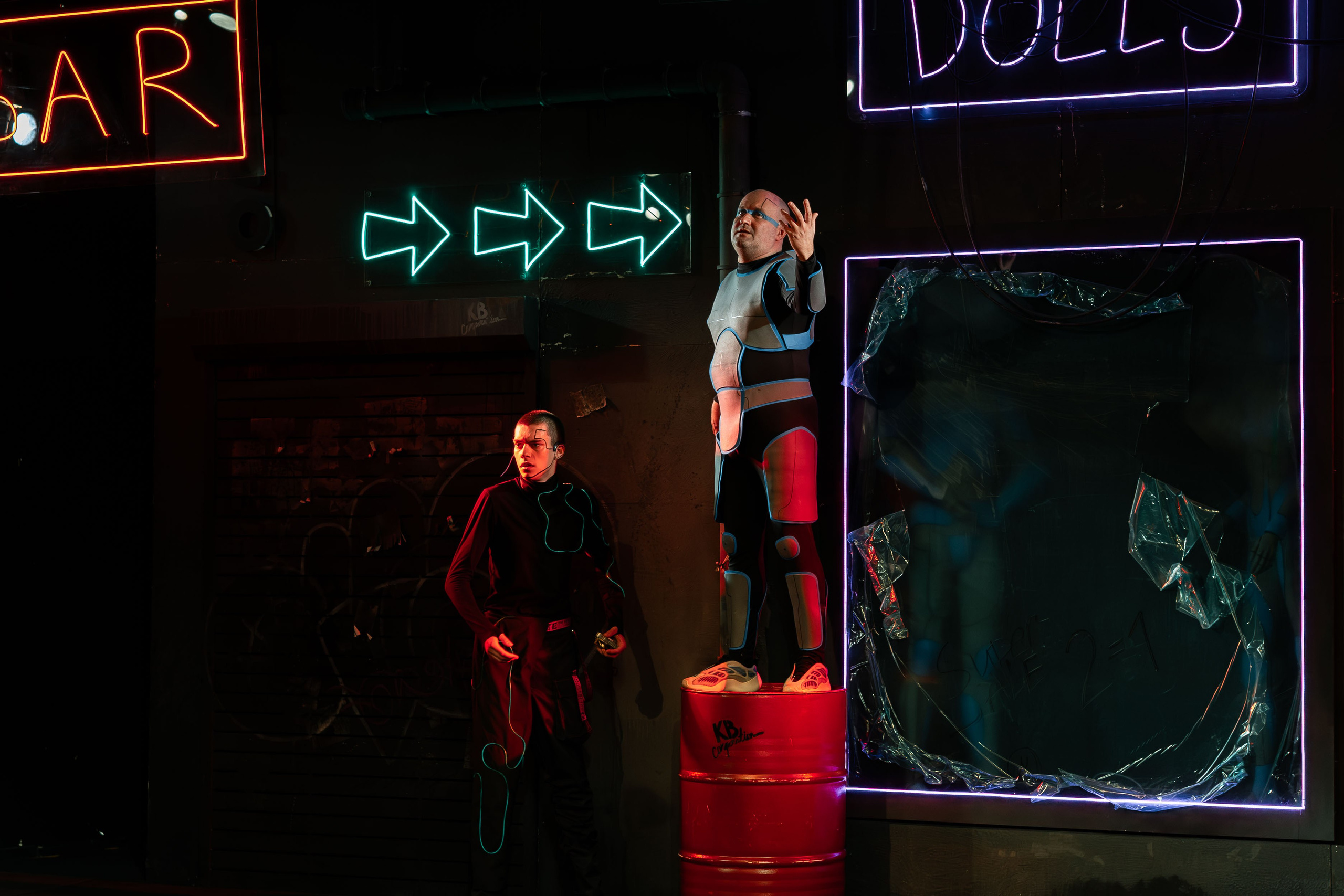 Театр Юного Зрителя «Буратино 2087». Кадр Плюс — Фотография с характером «Визуальный продюсер и фотограф Марк Файзулин»