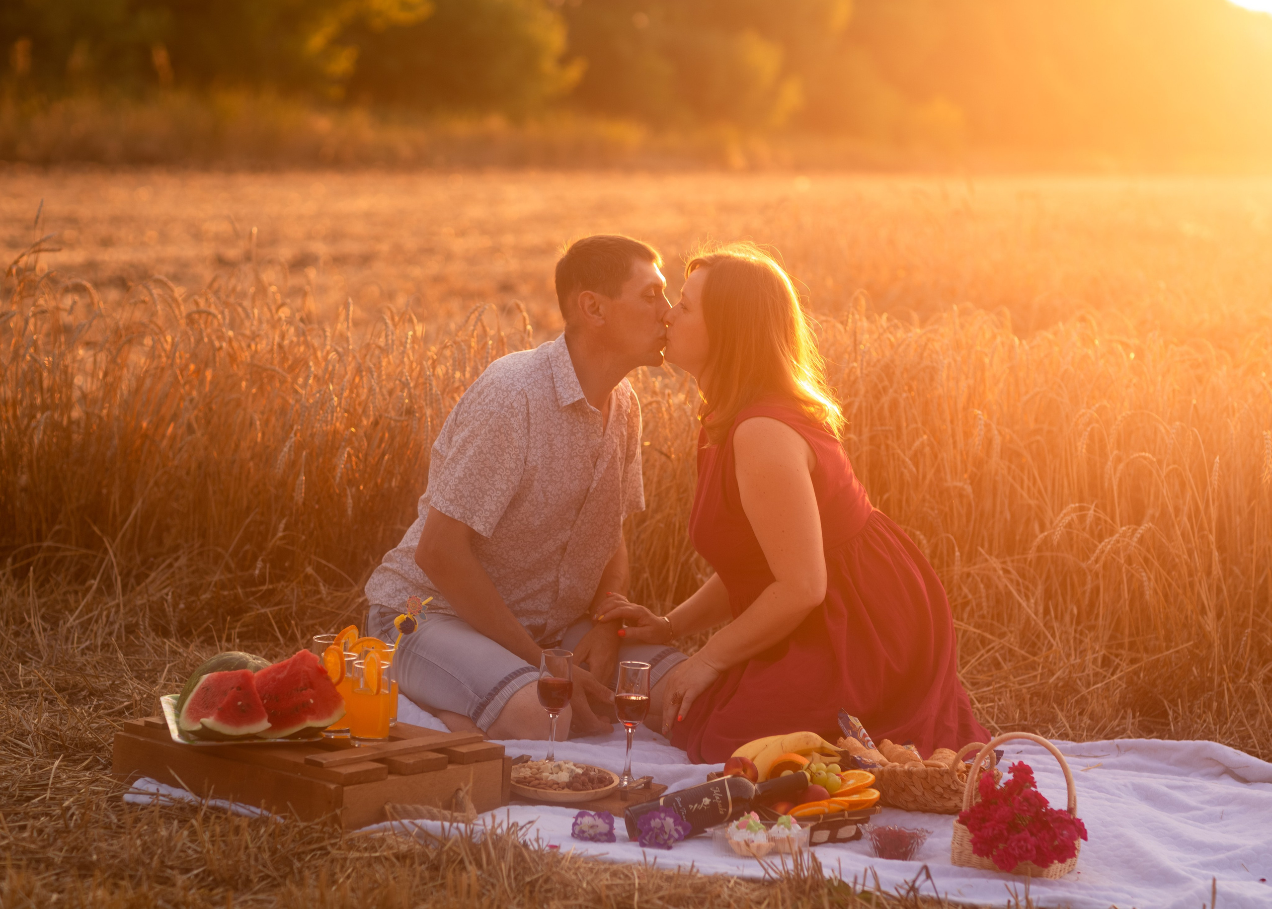 Закат в пшеничном поле. Фотограф в Приморско-Ахтарске Марьяна Чопко