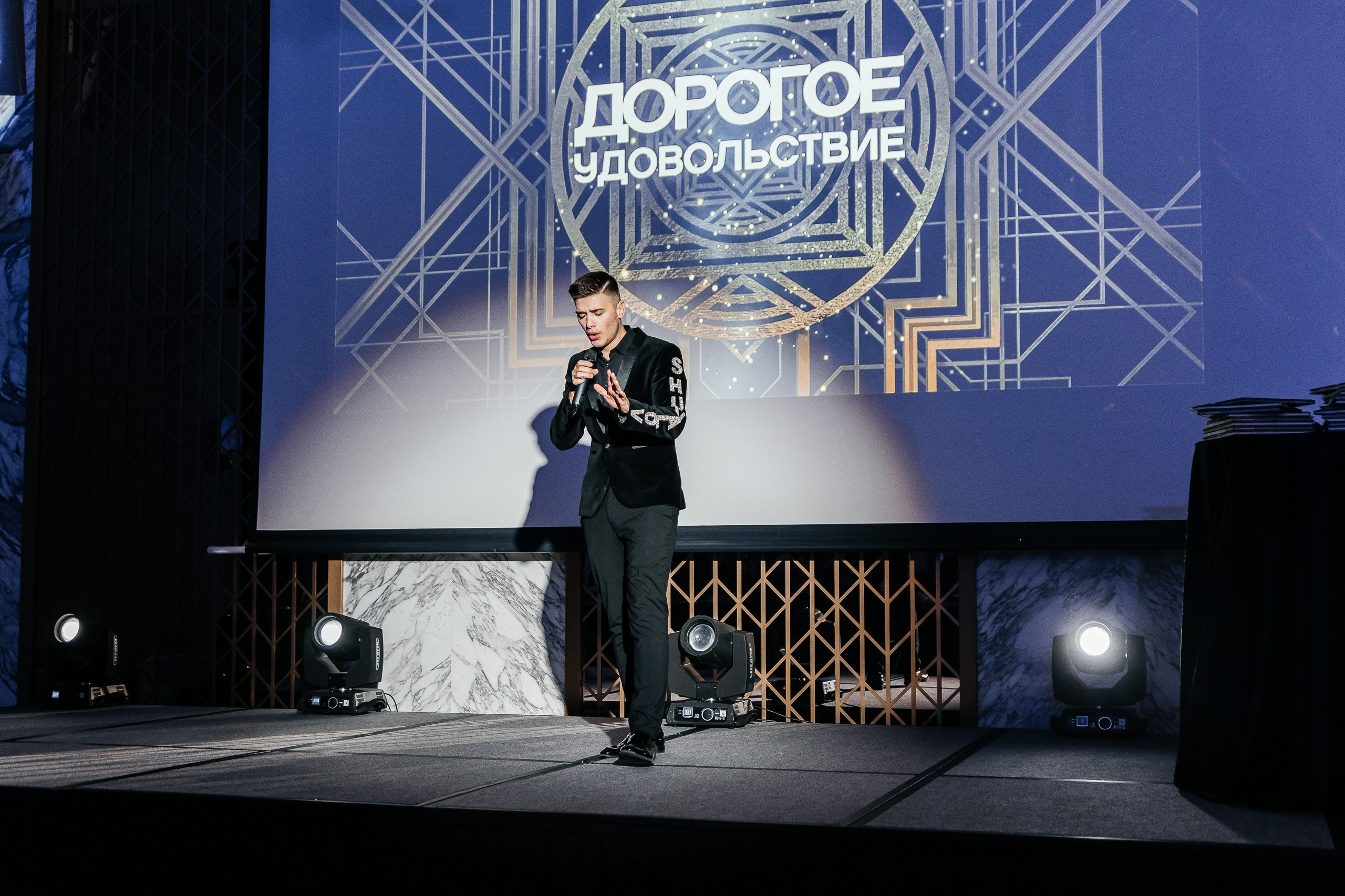 ПРЕЗЕНТАЦИЯ КНИГИ «ГЕРОИ НАШЕГО ВРЕМЕНИ». Свадебный и репортажный фотограф в Ростове-на-Дону Павел Кислов