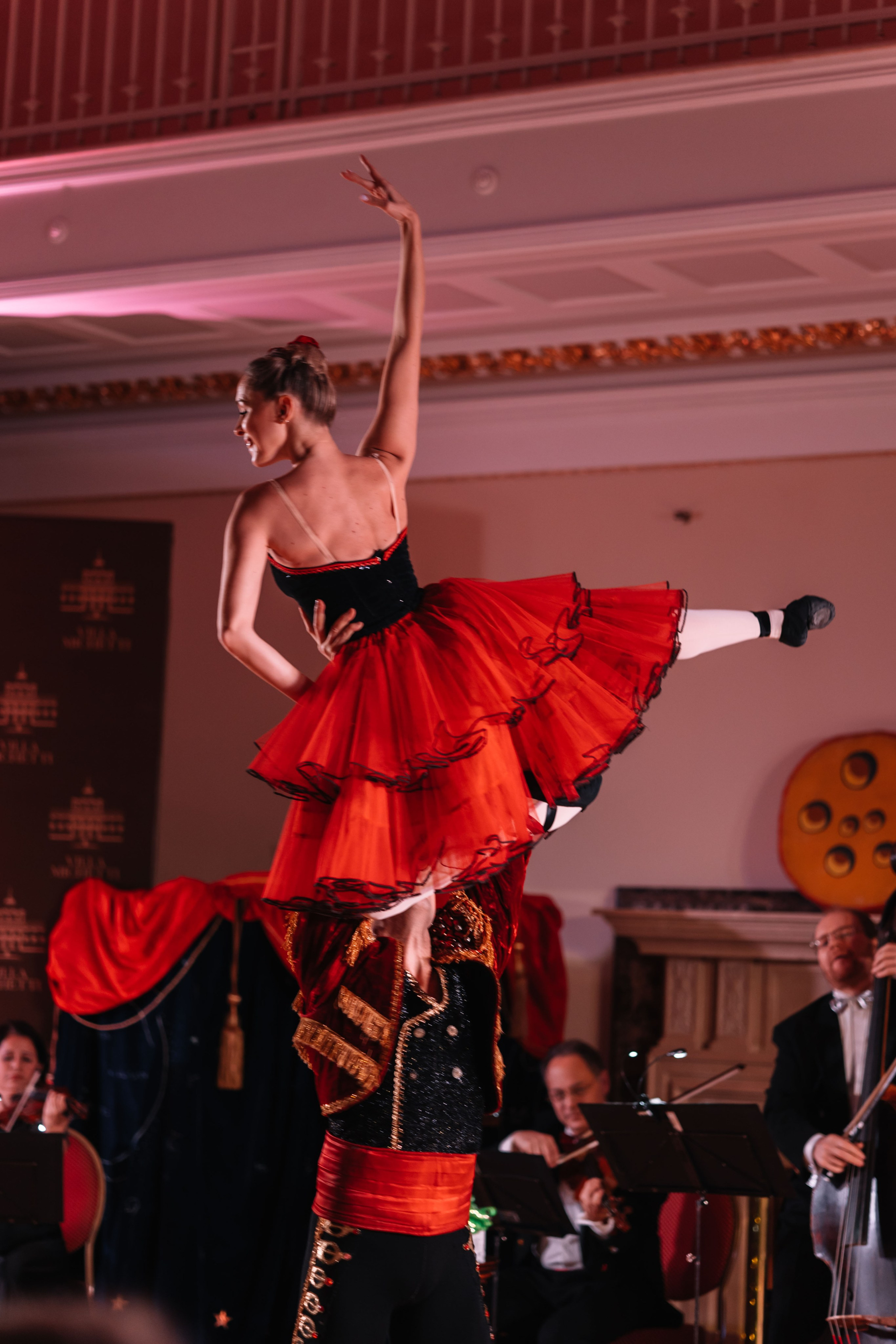 Рождественский спектакль Villa Michetti. Свадебный и семейный фотограф в Перми Лилия Гатауллина