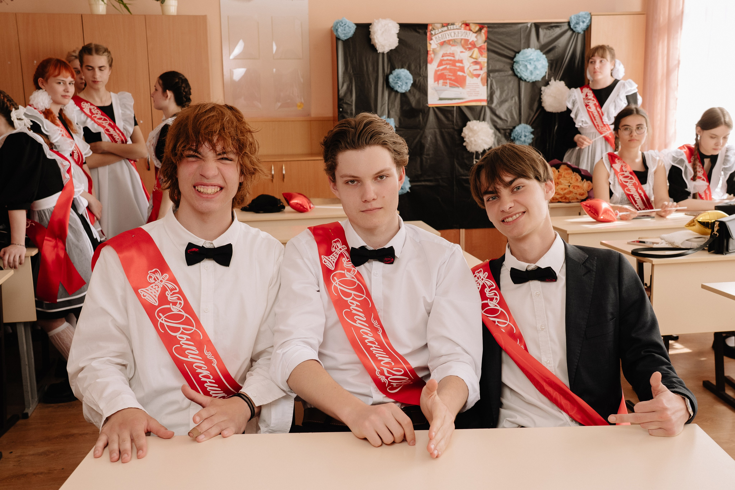 11 класс 40 школа. Выпускные альбомы Натальи Бутко: Новороссийск, Анапа, Геленджик