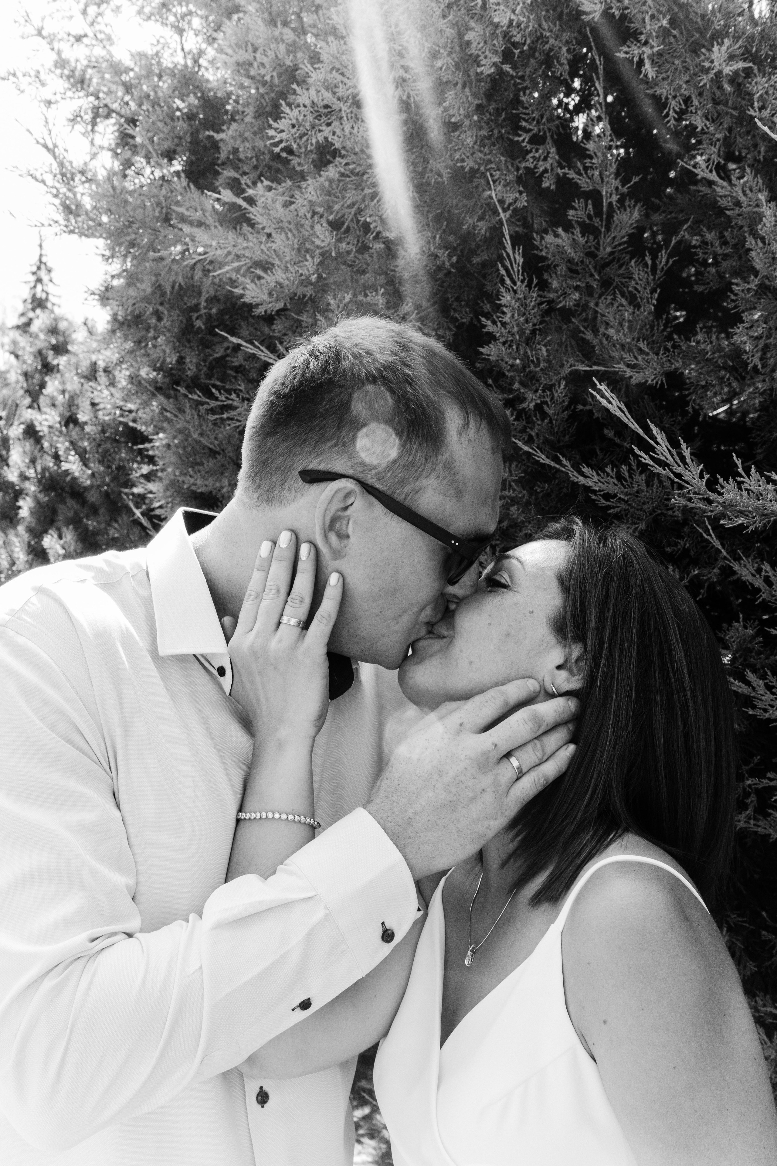 Лиза и Сережа. Роспись и тусовка в коттедже. Свадебный и портретный фотограф в Москве Анастасия Масюк