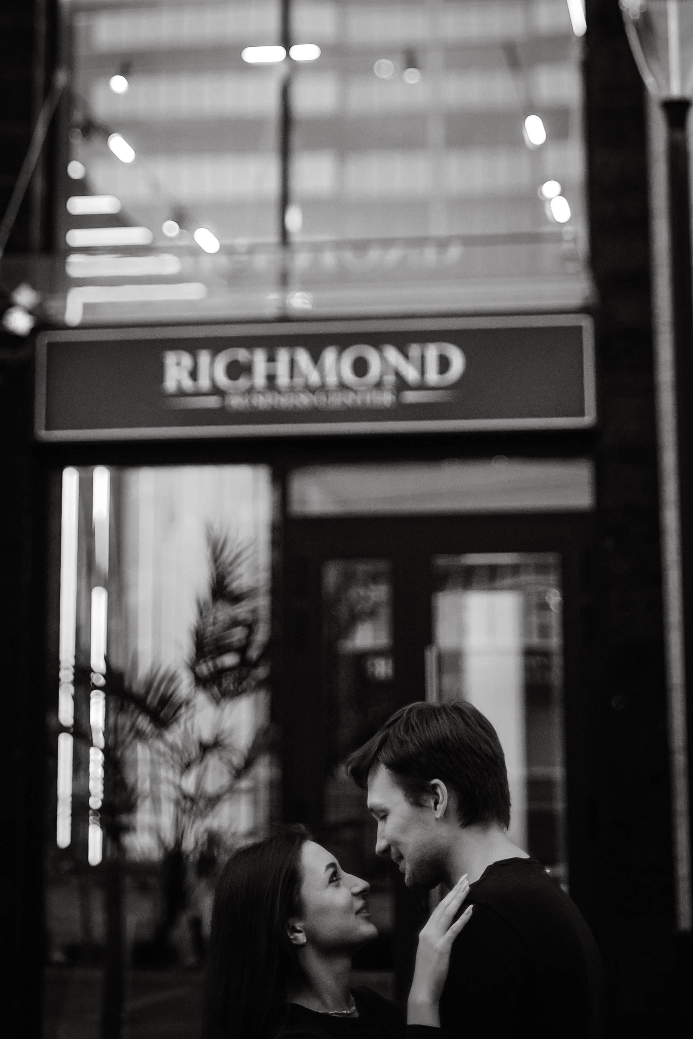 Прогулка у Ричмонда. Свадебный и семейный фотограф в Новосибирске, Санкт-Петербурге, Москве