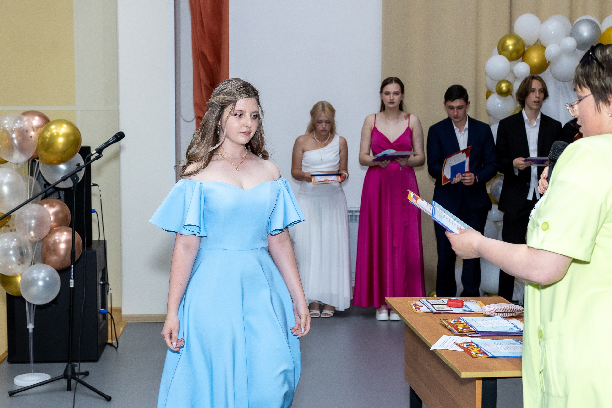 Вручение аттестата 2025. Выпускные альбомы Майкоп, Краснодар Елена Золотарева