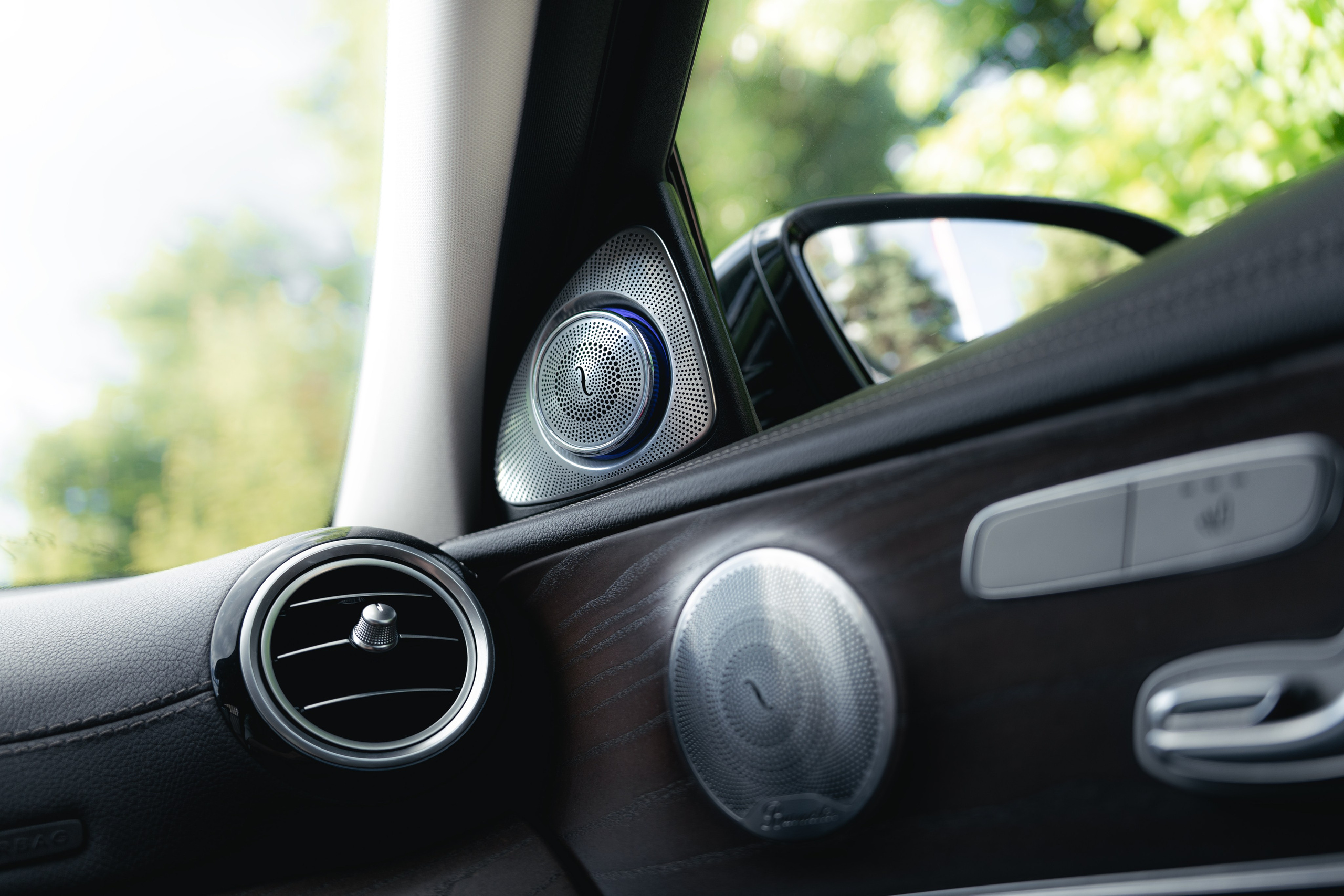 Фотографии Mercedes-Benz E-class