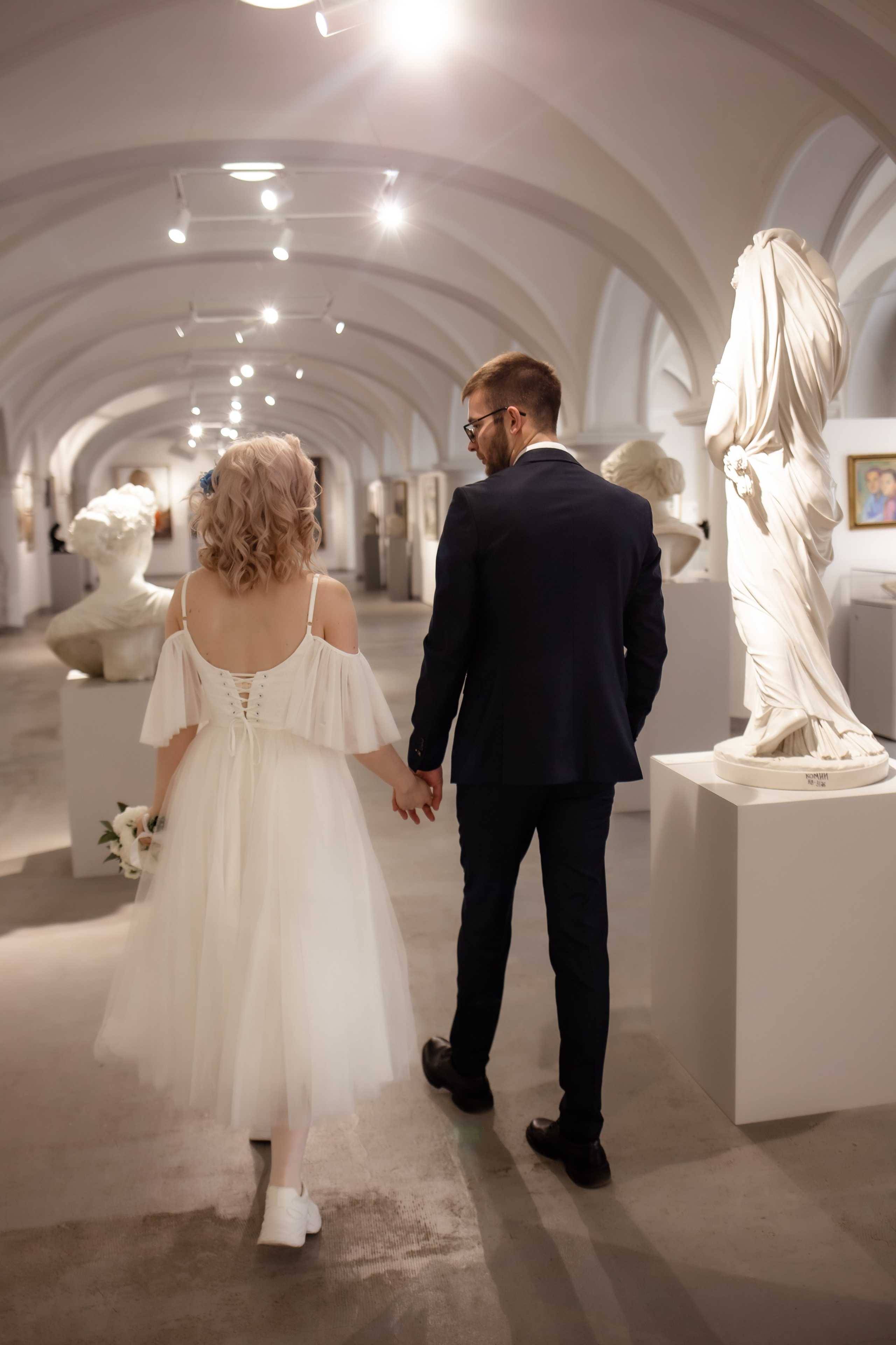 Максим и Александра. Биржевой сквер. Фотограф в Калининграде Решетникова Алина