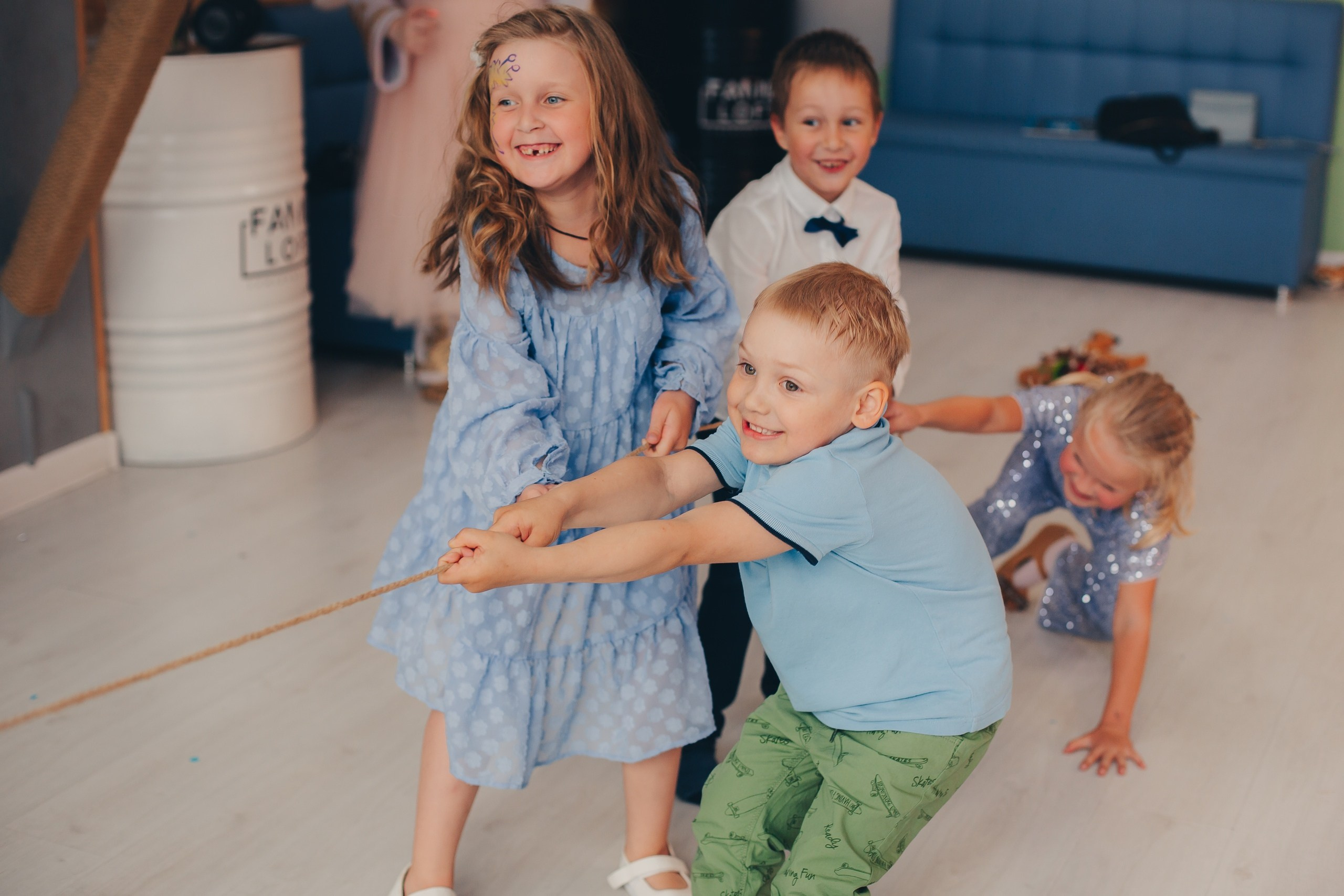 Фотосессия дня рождения в детской студии. Фотограф Евгения Мальцева, Архангельск