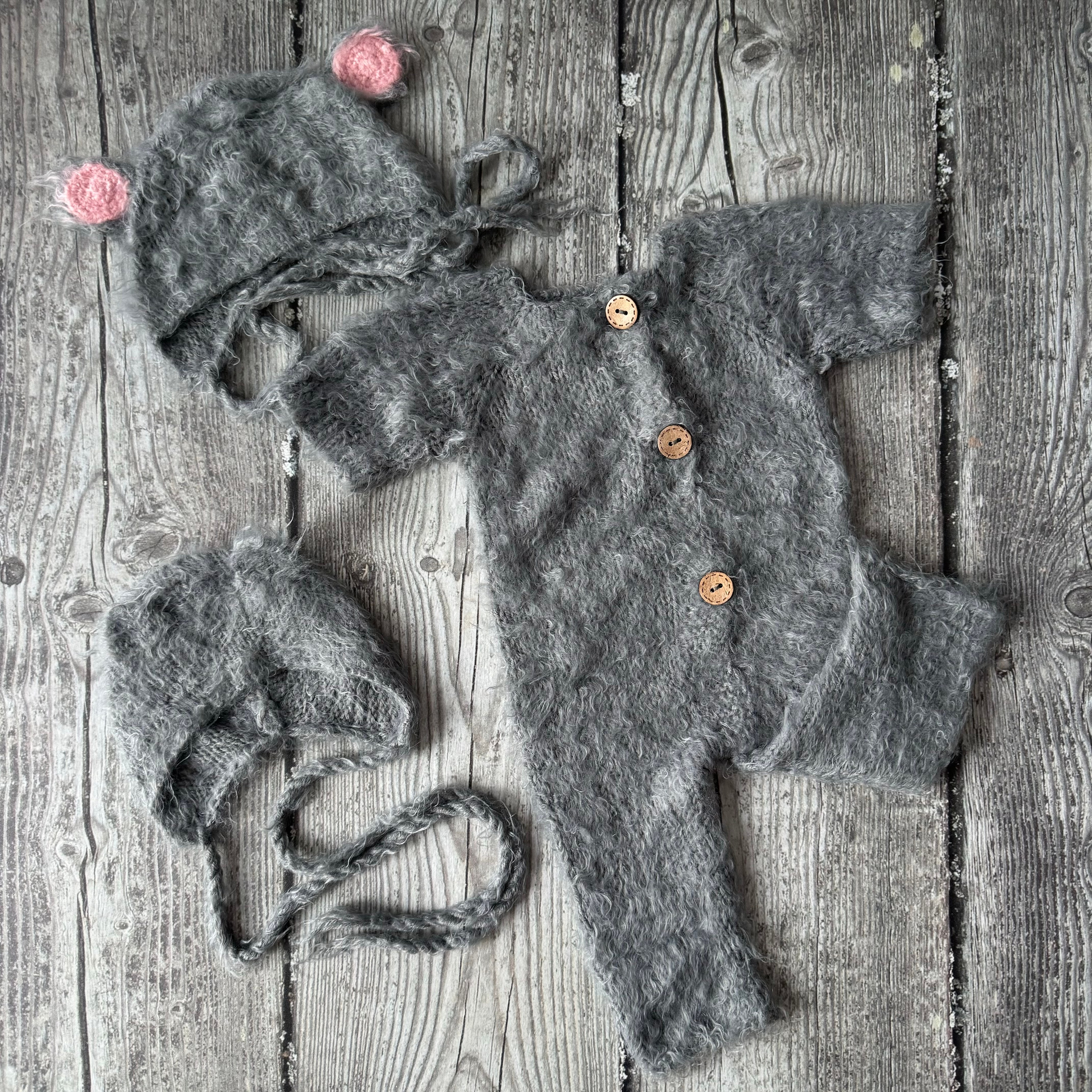 Костюмы и аксессуары для фотосессии новорожденных | Реквизит для съемки newborn в Москве. Фотосессия новорожденных в Москве и Московской области | Профессиональный фотограф newborn — Татьяна Иванова