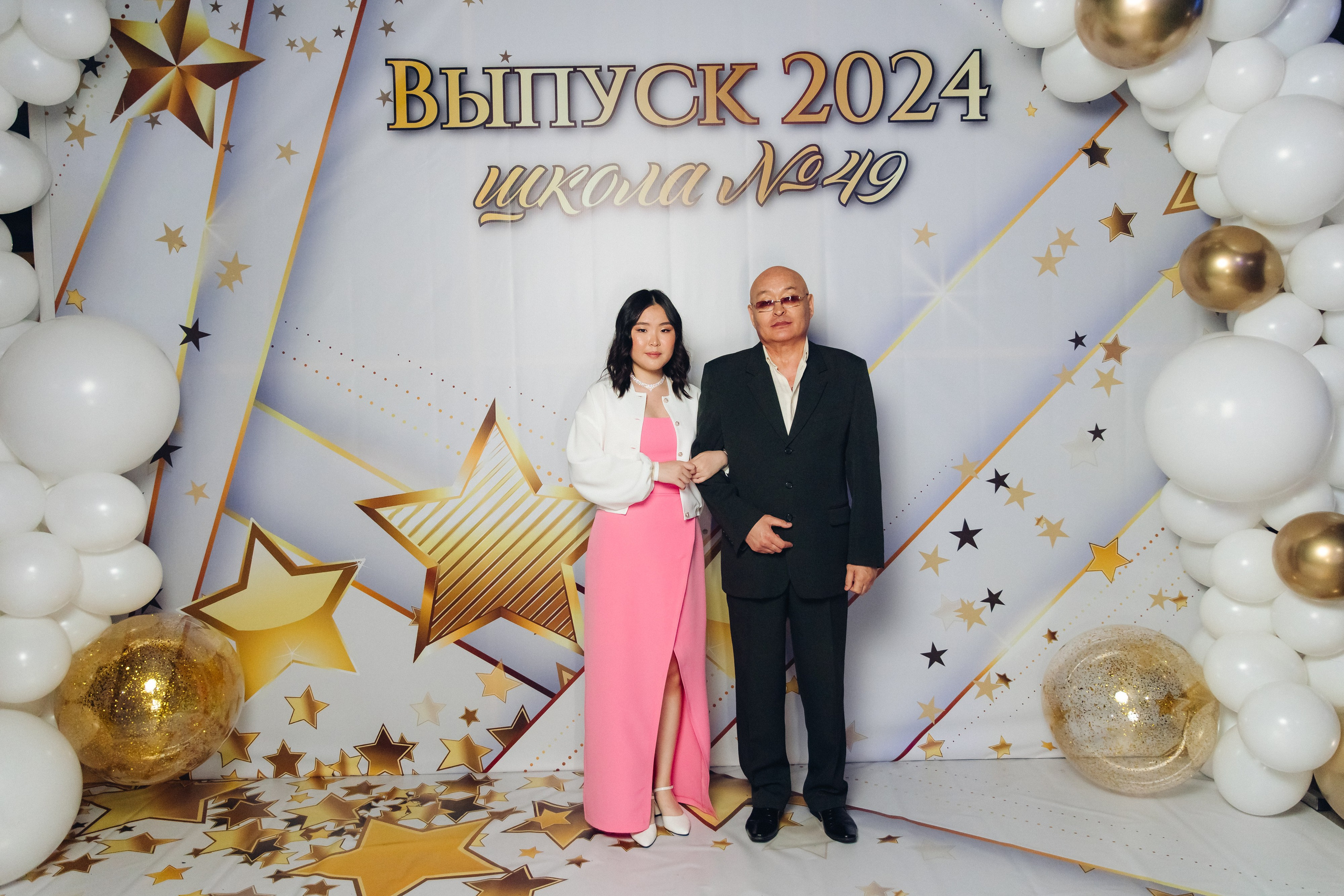 Выпускной вечер. 49 школа. Баран на корове. Свадебный и семейный фотограф в Улан-Удэ