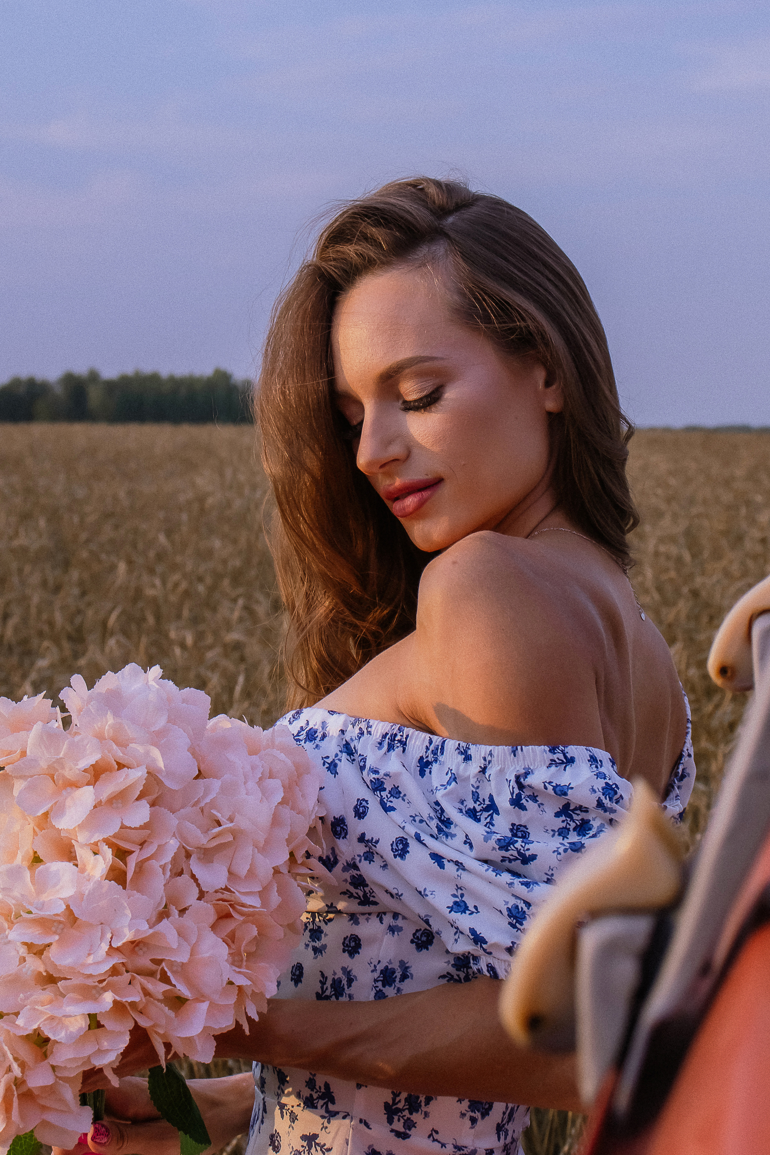 Семейная в пшеничном поле: Анастасия, Дмитрий и Алисия. Фотограф Екатеринубрг/Верхняя Пышма