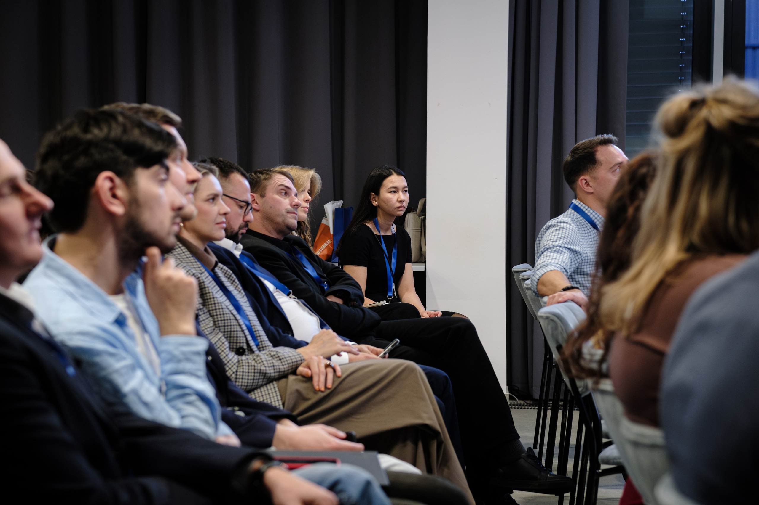 METRO. Репортажный и портретный фотограф в Москве Илья Спиридонов