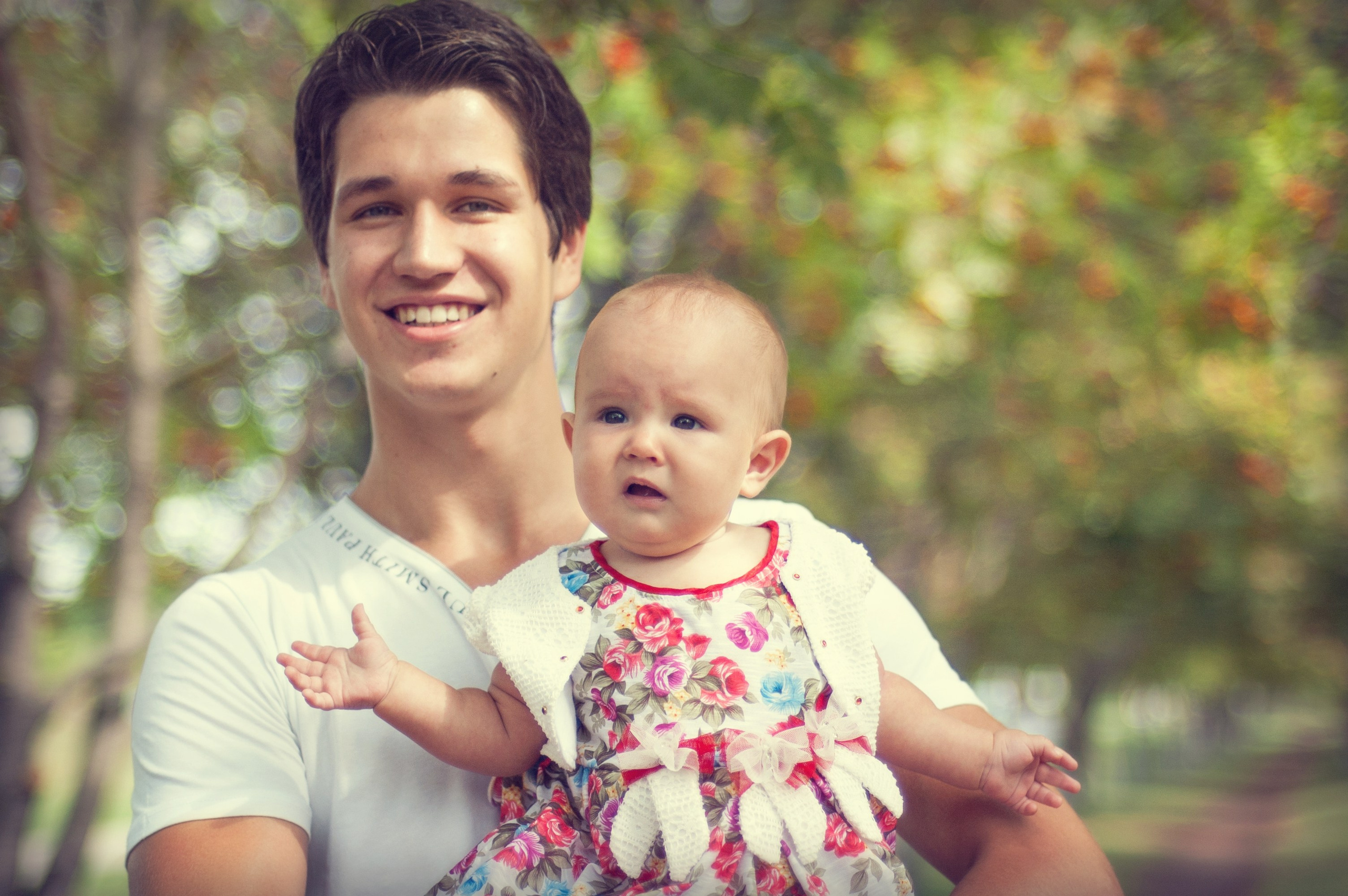 Семейная съемка в парке Победы. Портретный креативный творческий фотограф в Казани Михаил Бушенев
