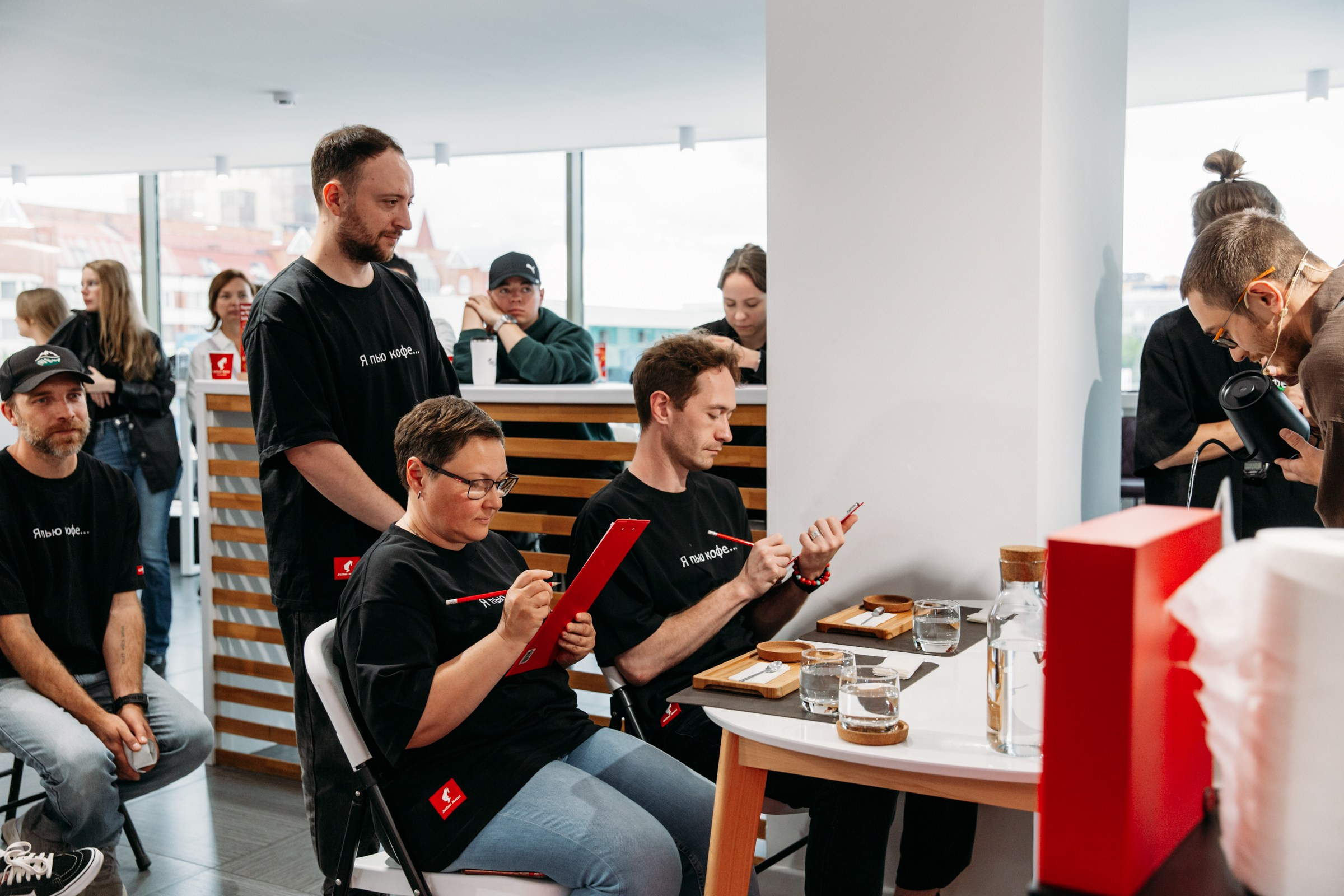 Чемпионат для бариста от Julius Meinl 2025. Фотограф в Иркутске Евгения Айвазова