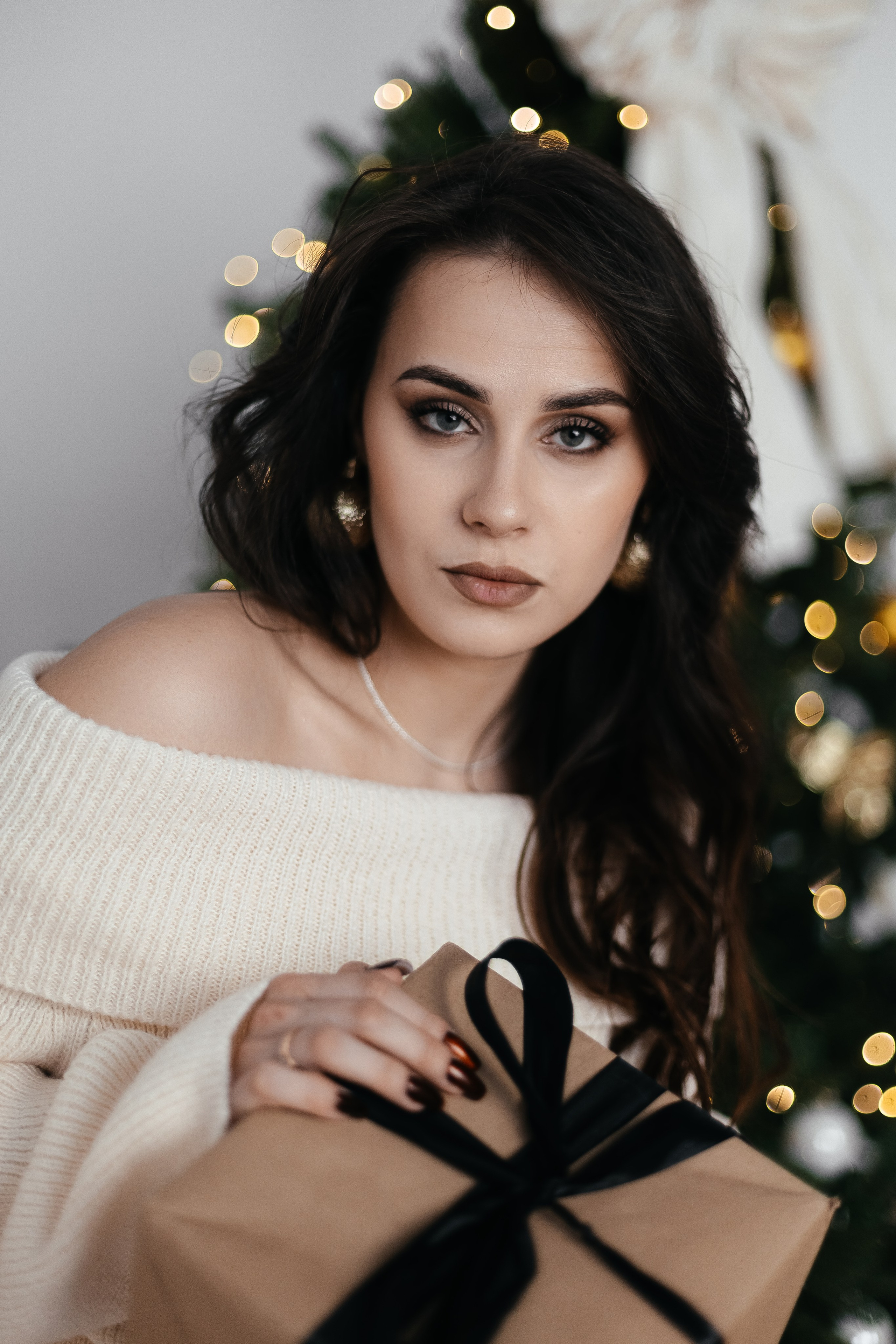 Ира. Главная