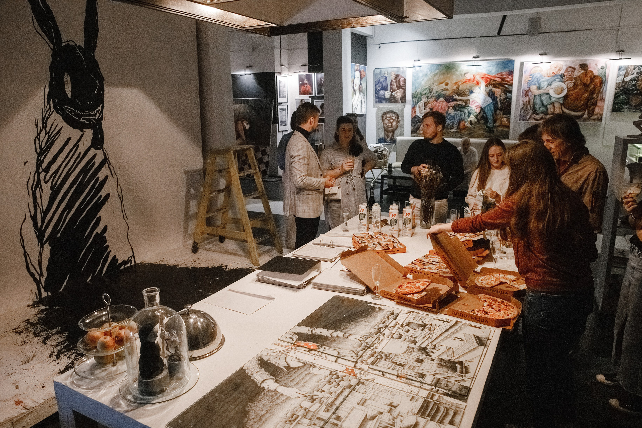 26.04.2023 // Мастер-класс Кати Монич. Фотовыставки serebro.gallery, в которых автором можешь стать ты! | Москва