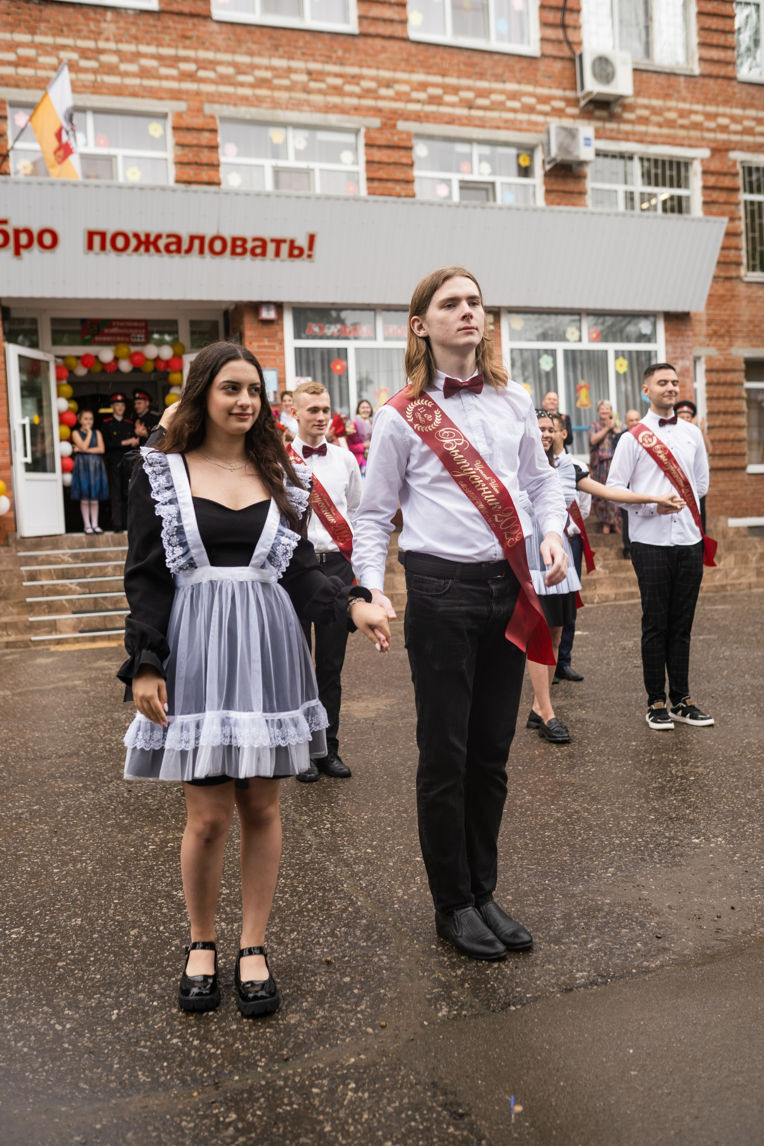 Последний звонок (СШ 77). Выпускные альбомы «Поколение» в городе Краснодар