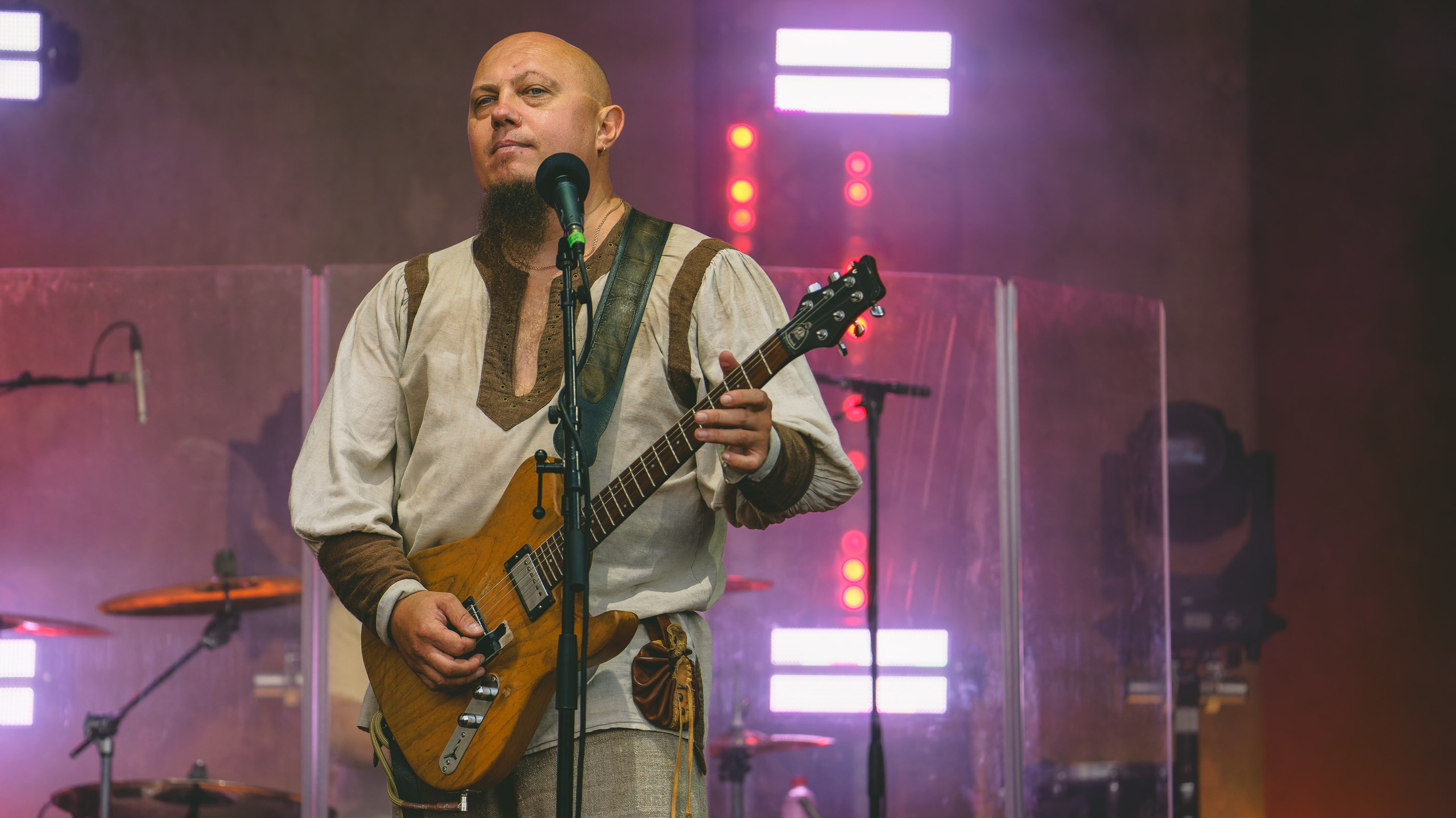 Тролль гнёт ель. Андрей Васильев. Фотограф, Санкт-Петербург, Российская Федерация