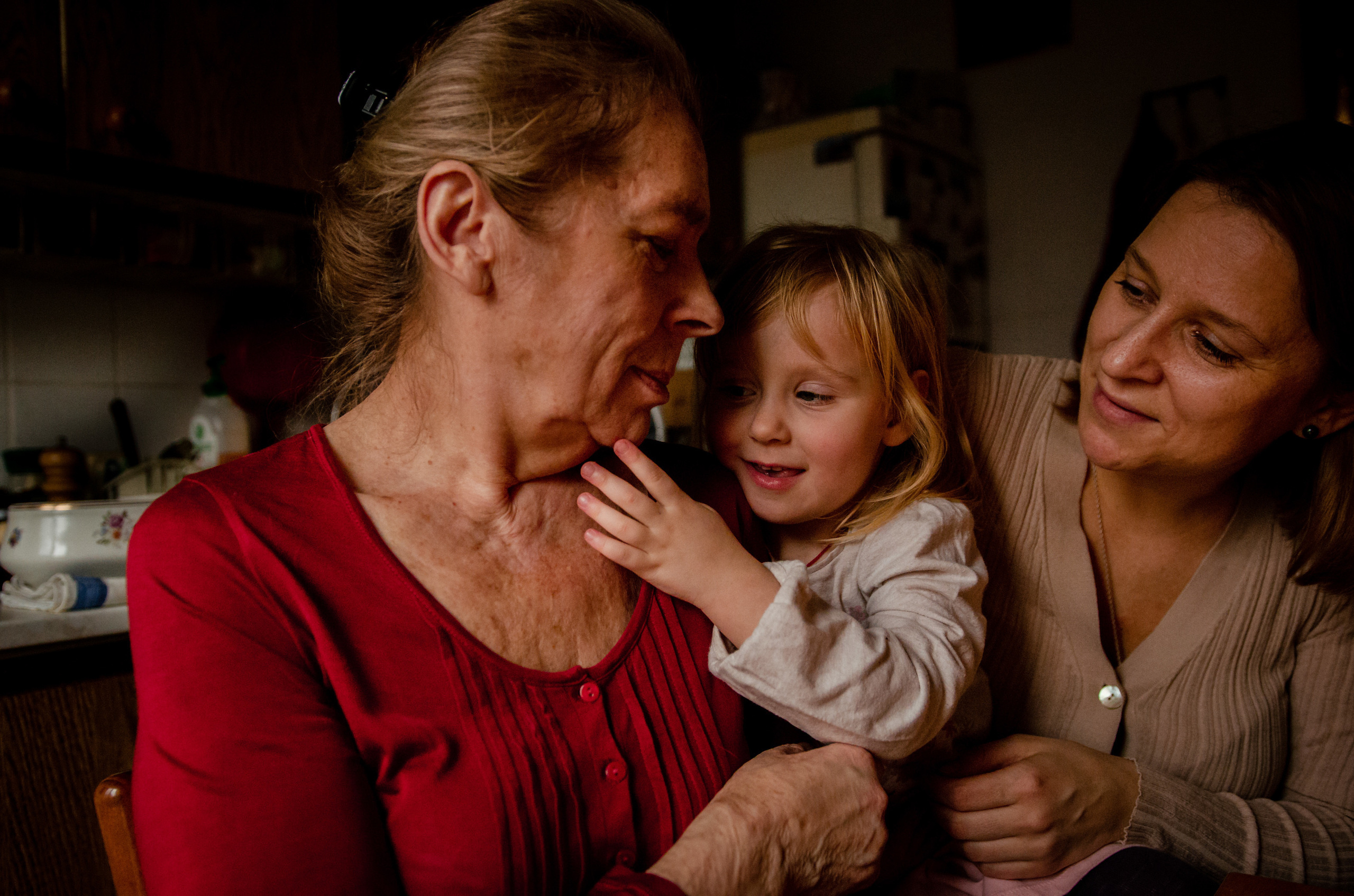 Натусик, Настя, Дима, Татьяна Георгиевна и кот Бежик. Annaalyoshicheva.ru детский и семейный лайфстайл Lifestyle фотограф